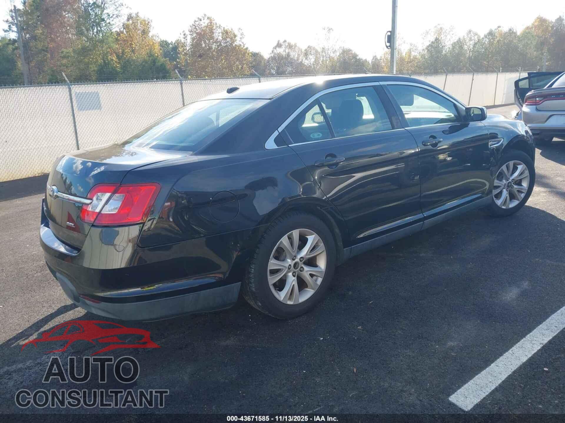 FORD TAURUS 2011 - 1FAHP2EW0BG140332