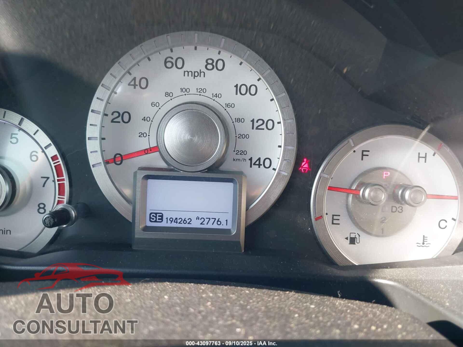 HONDA PILOT 2011 - 5FNYF3H90BB030206