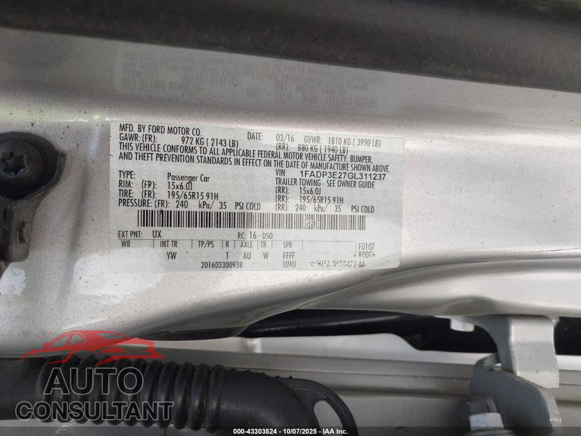 FORD FOCUS 2016 - 1FADP3E27GL311237