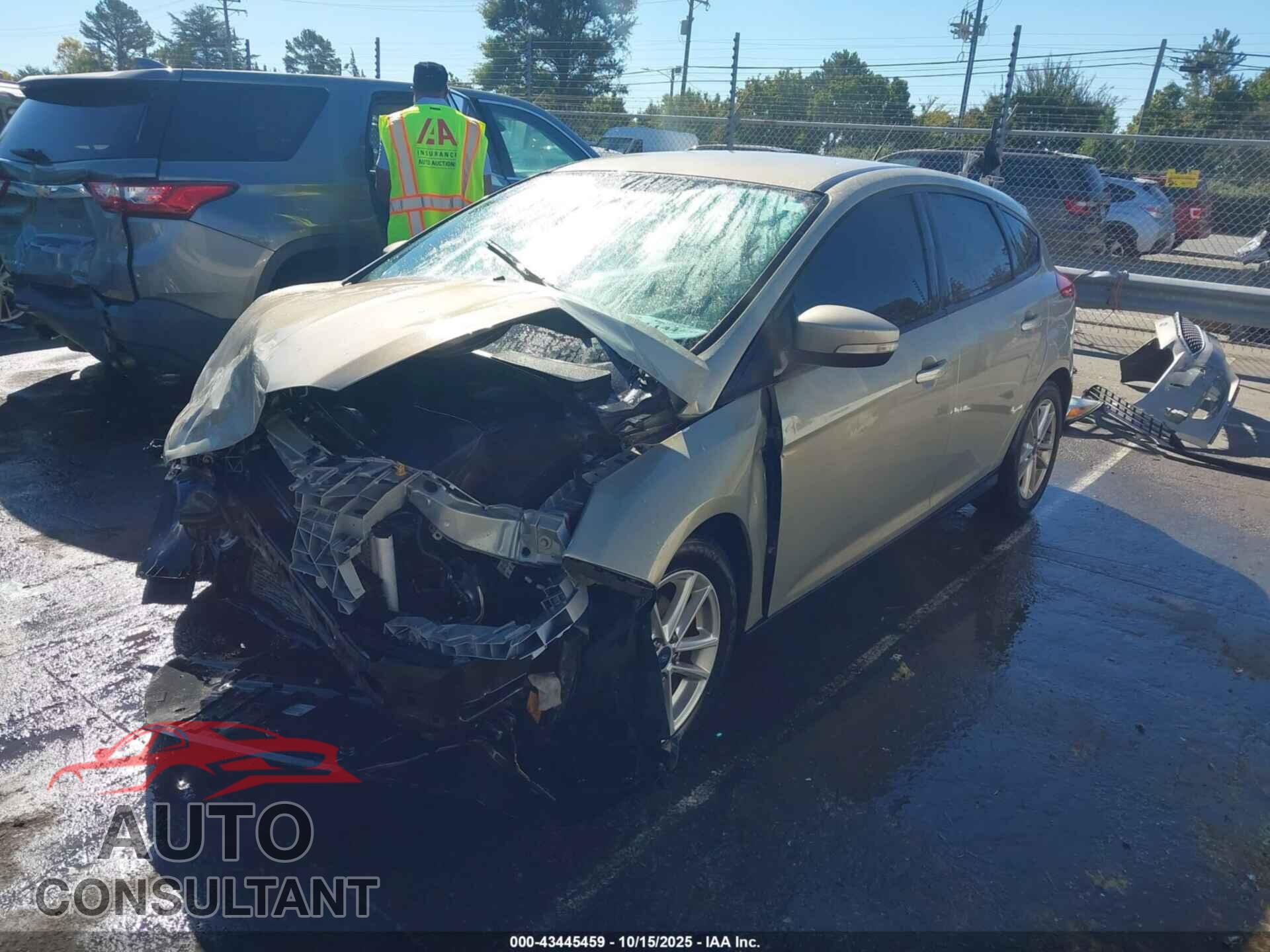 FORD FOCUS 2016 - 1FADP3K22GL240565