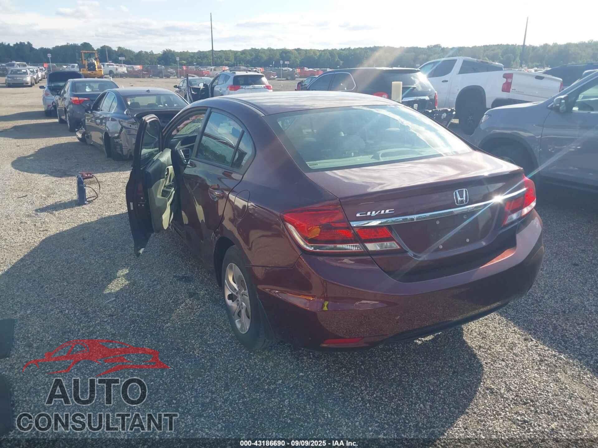 HONDA CIVIC 2013 - 19XFB2E55DE034341
