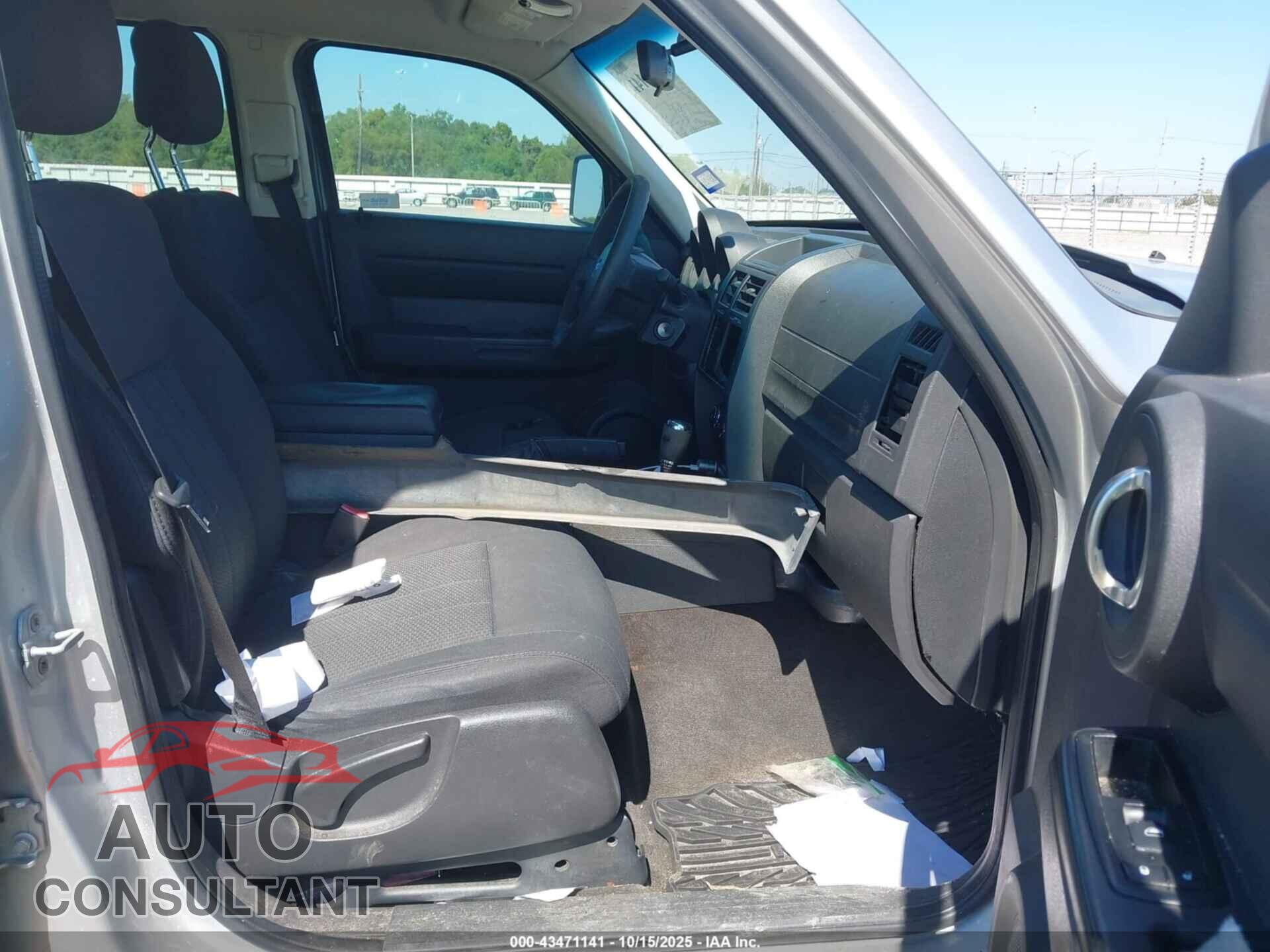 DODGE NITRO 2011 - 1D4PT2GK0BW536992