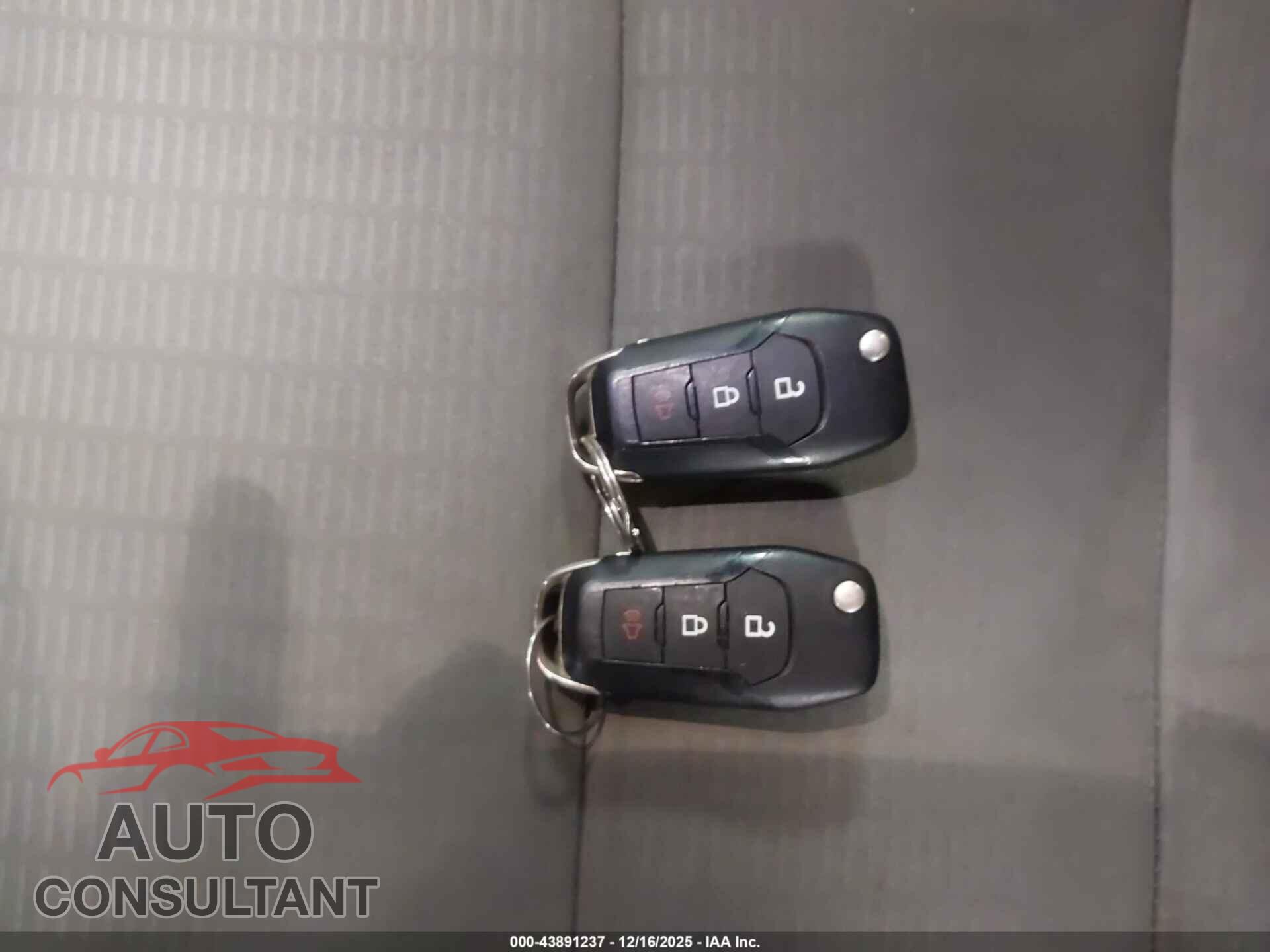 FORD ESCAPE 2020 - 1FMCU9F65LUA43761