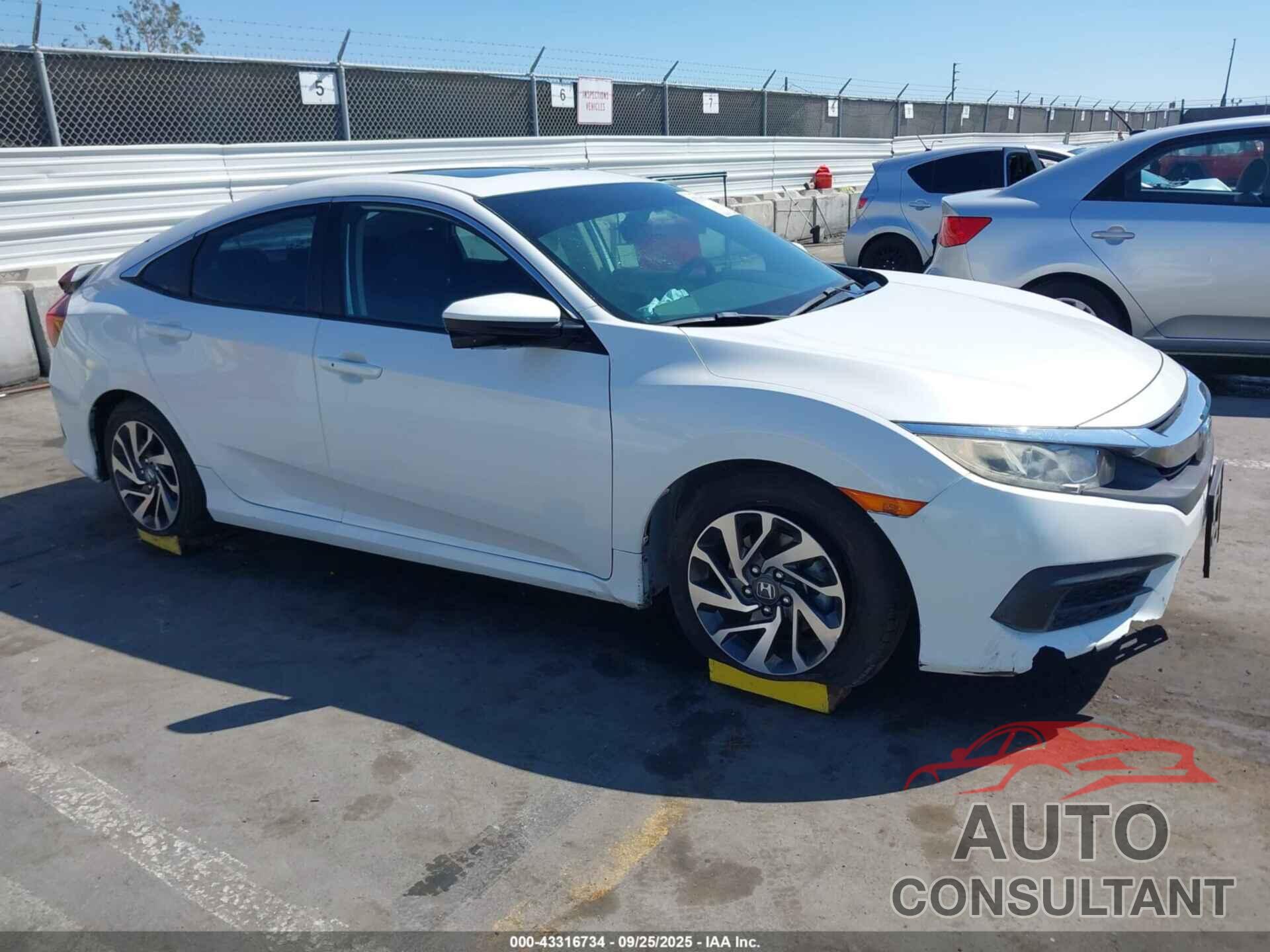 HONDA CIVIC 2017 - 19XFC2F74HE205647