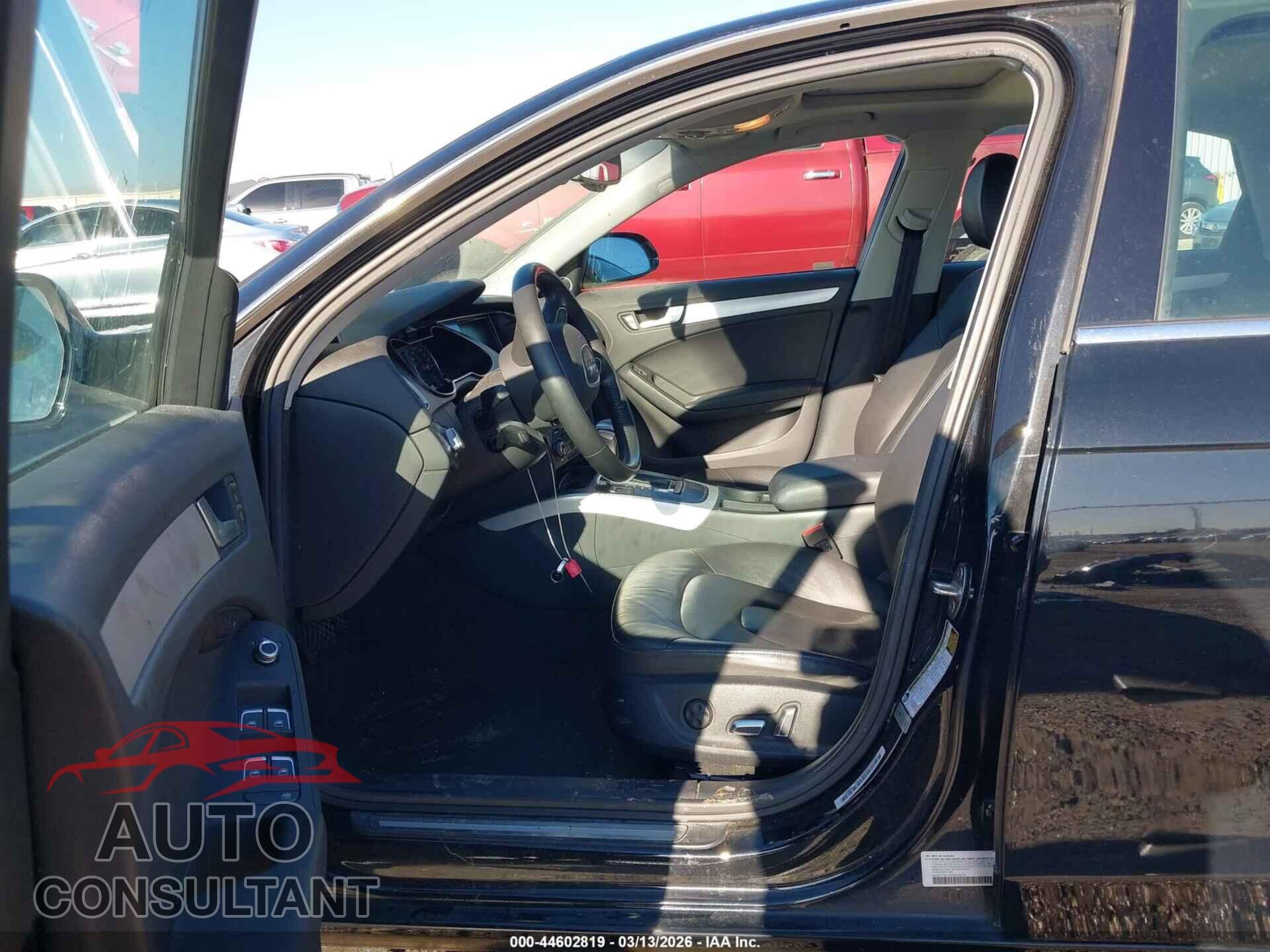 AUDI A4 2013 - WAUFFAFL9DN036372