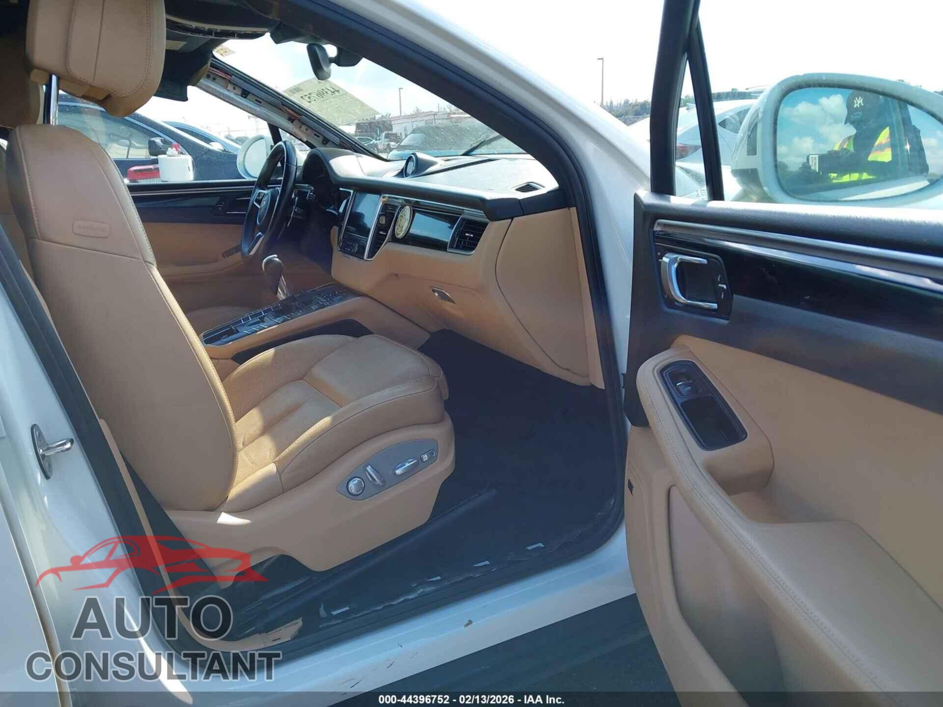 PORSCHE MACAN 2017 - WP1AB2A59HLB14303