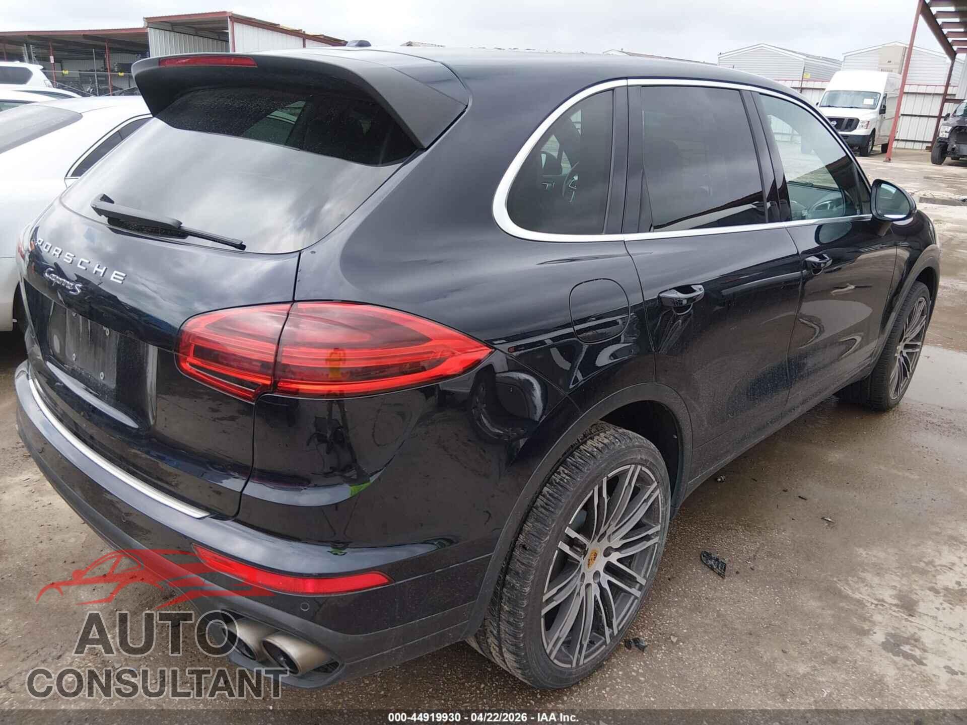 PORSCHE CAYENNE 2017 - WP1AB2A20HLA52618