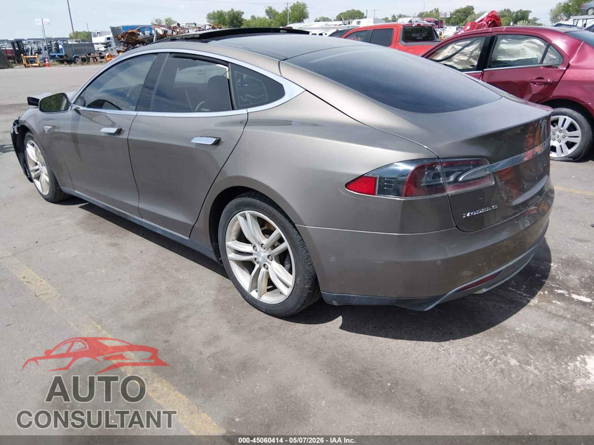 TESLA MODEL S 2015 - 5YJSA1H20FF096434