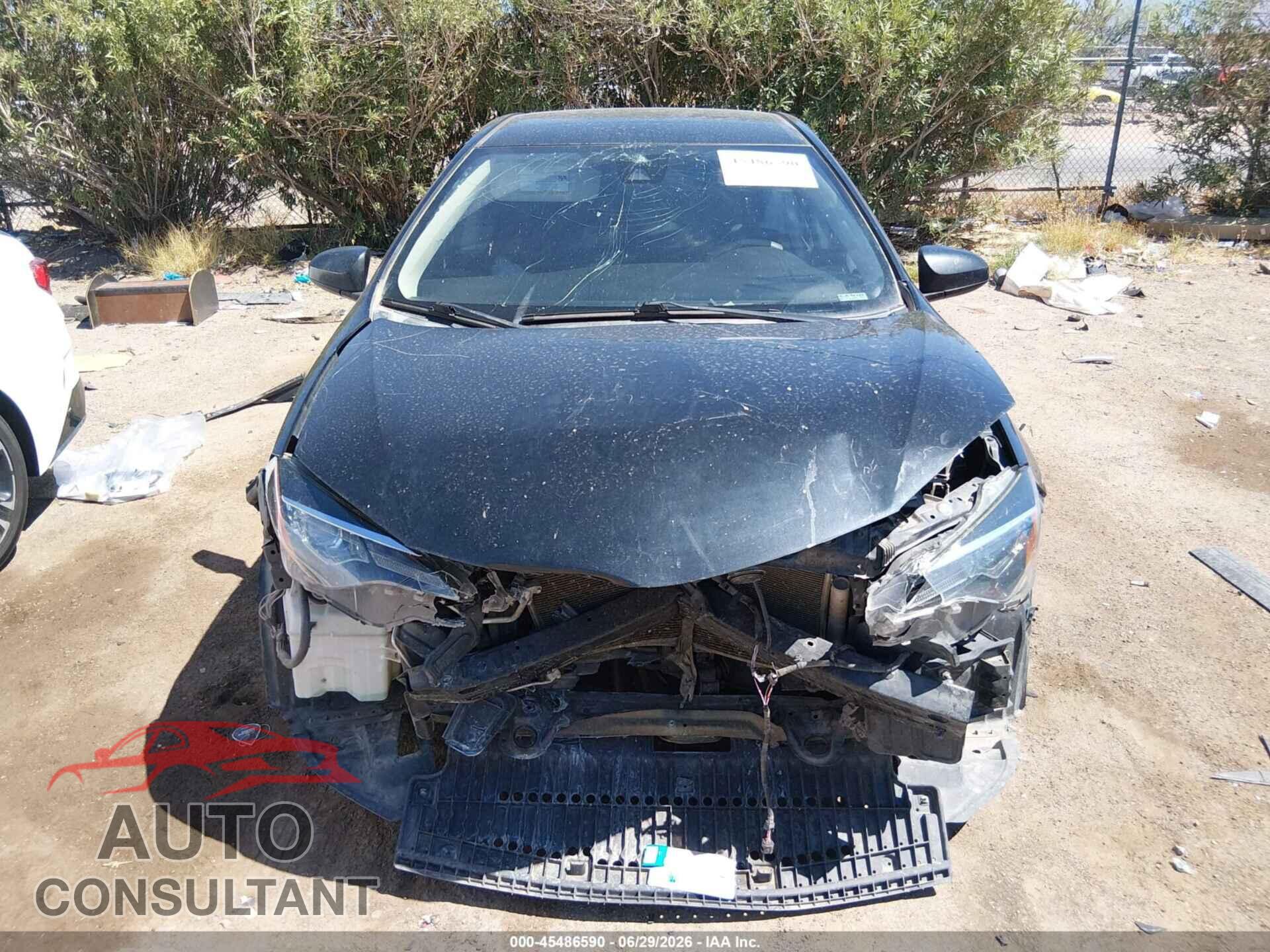 TOYOTA COROLLA 2018 - 2T1BURHE8JC123473