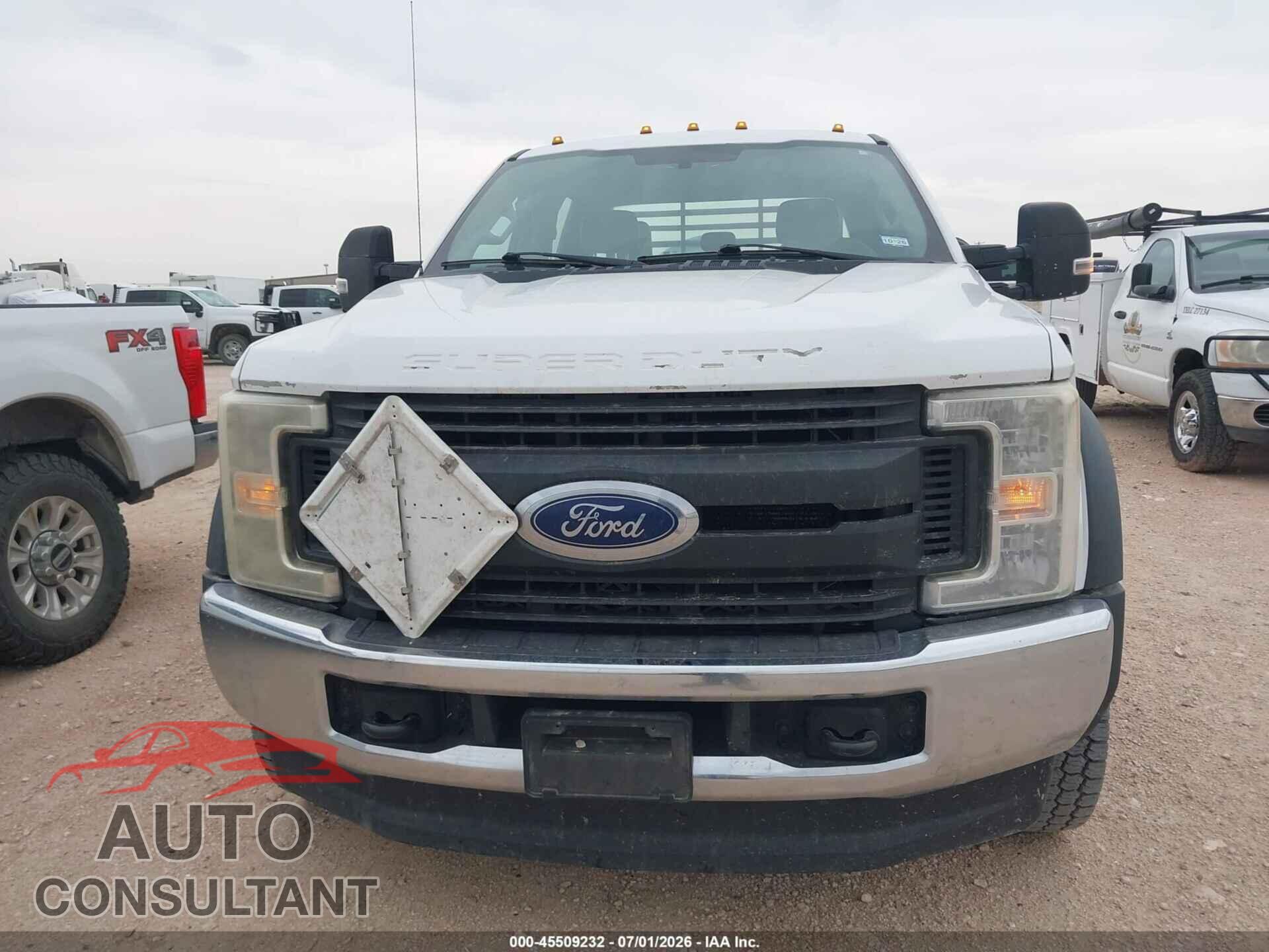 FORD F-550 CHASSIS 2017 - 1FD0W5HT5HEE87541