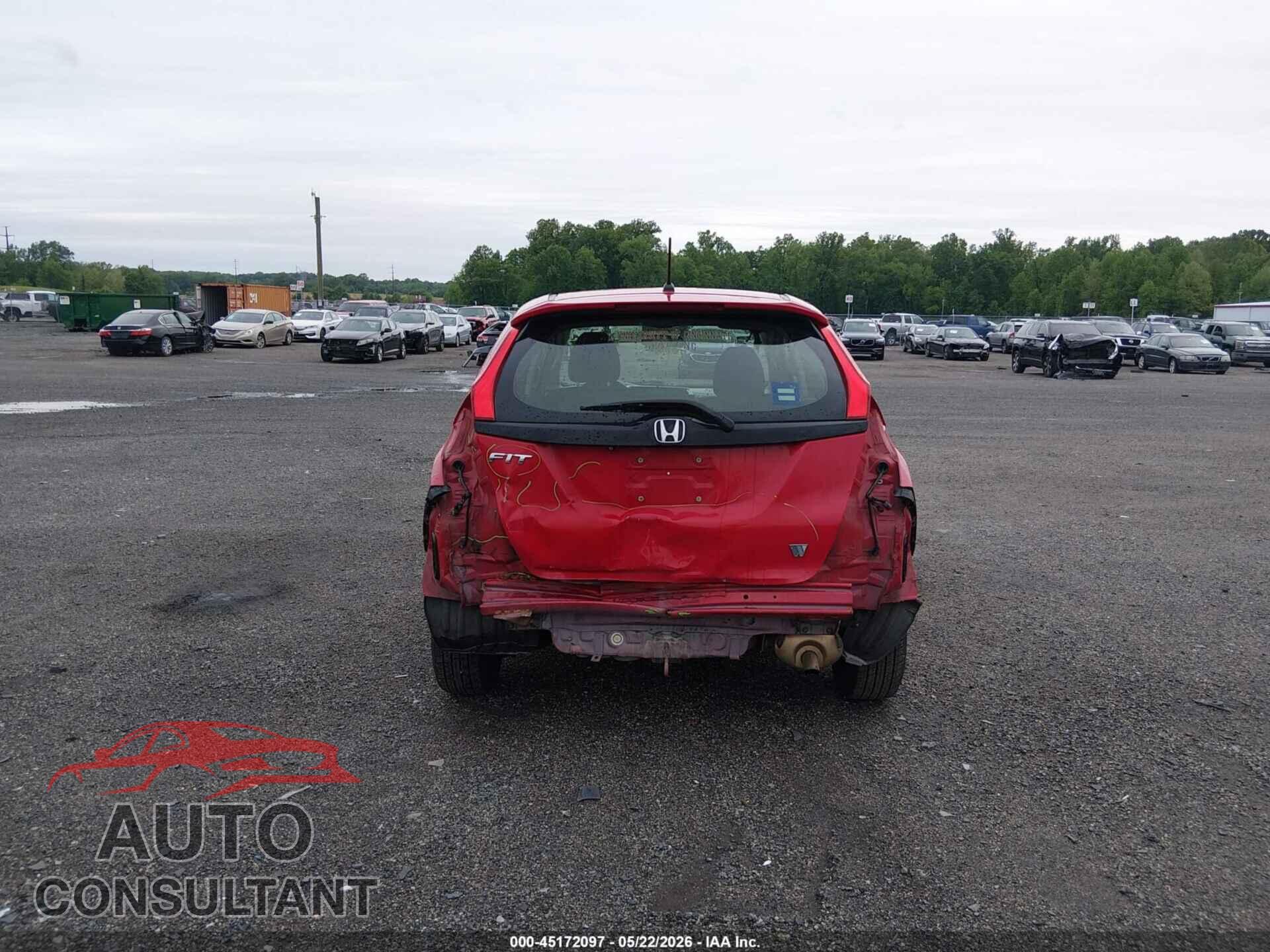 HONDA FIT 2016 - JHMGK5H5XGX005437