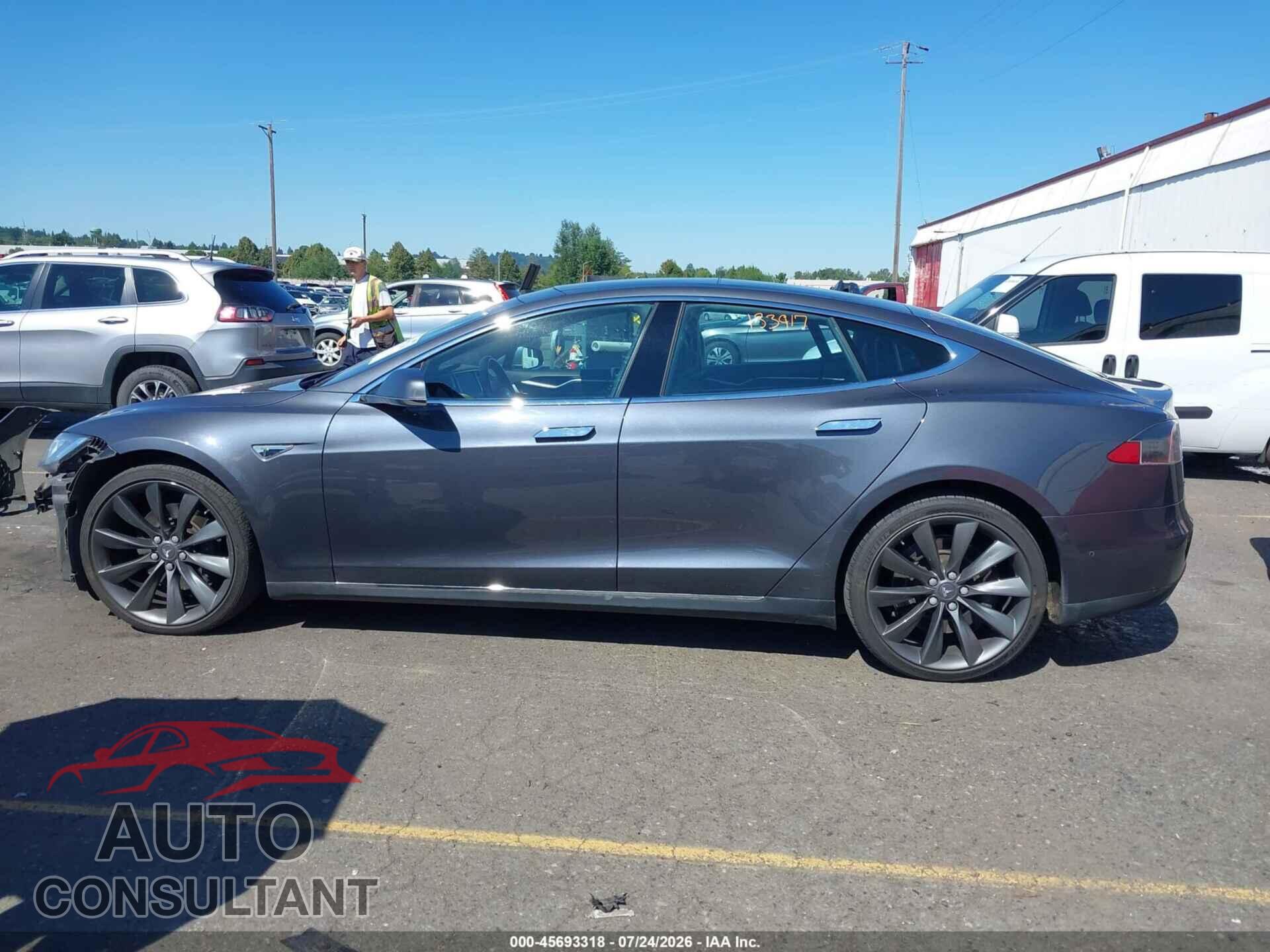 TESLA MODEL S 2016 - 5YJSA1E21GF133917