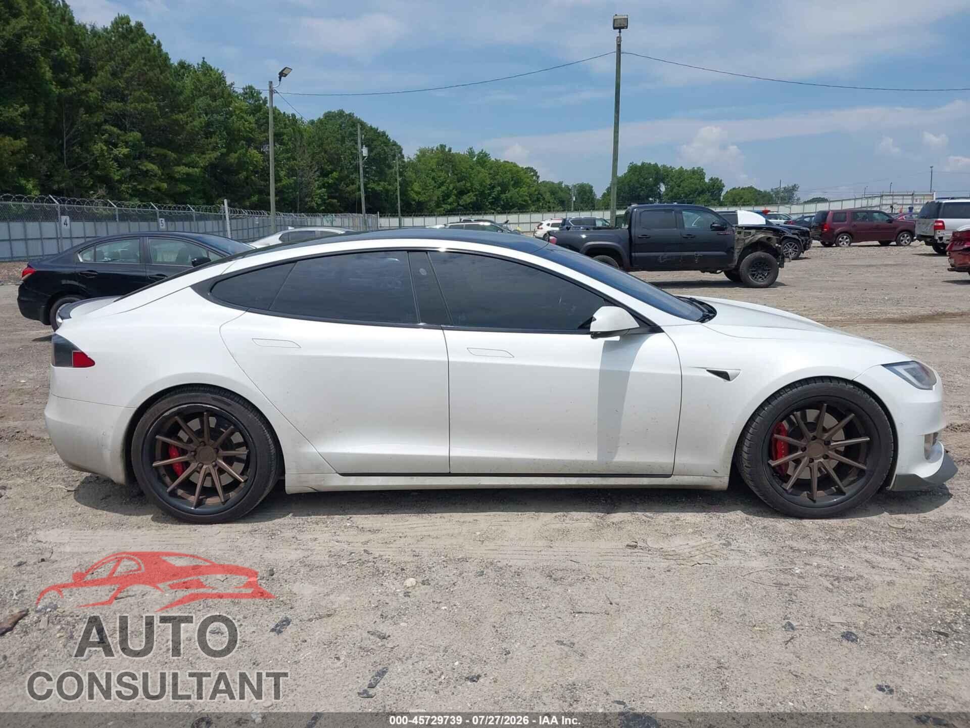 TESLA MODEL S 2019 - 5YJSA1E43KF312843
