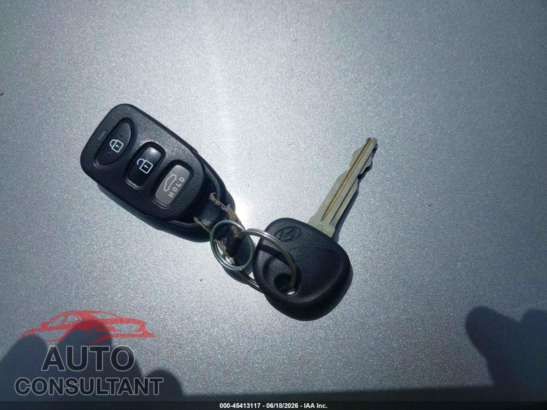 HYUNDAI ELANTRA 2018 - 5NPD74LF8JH257383