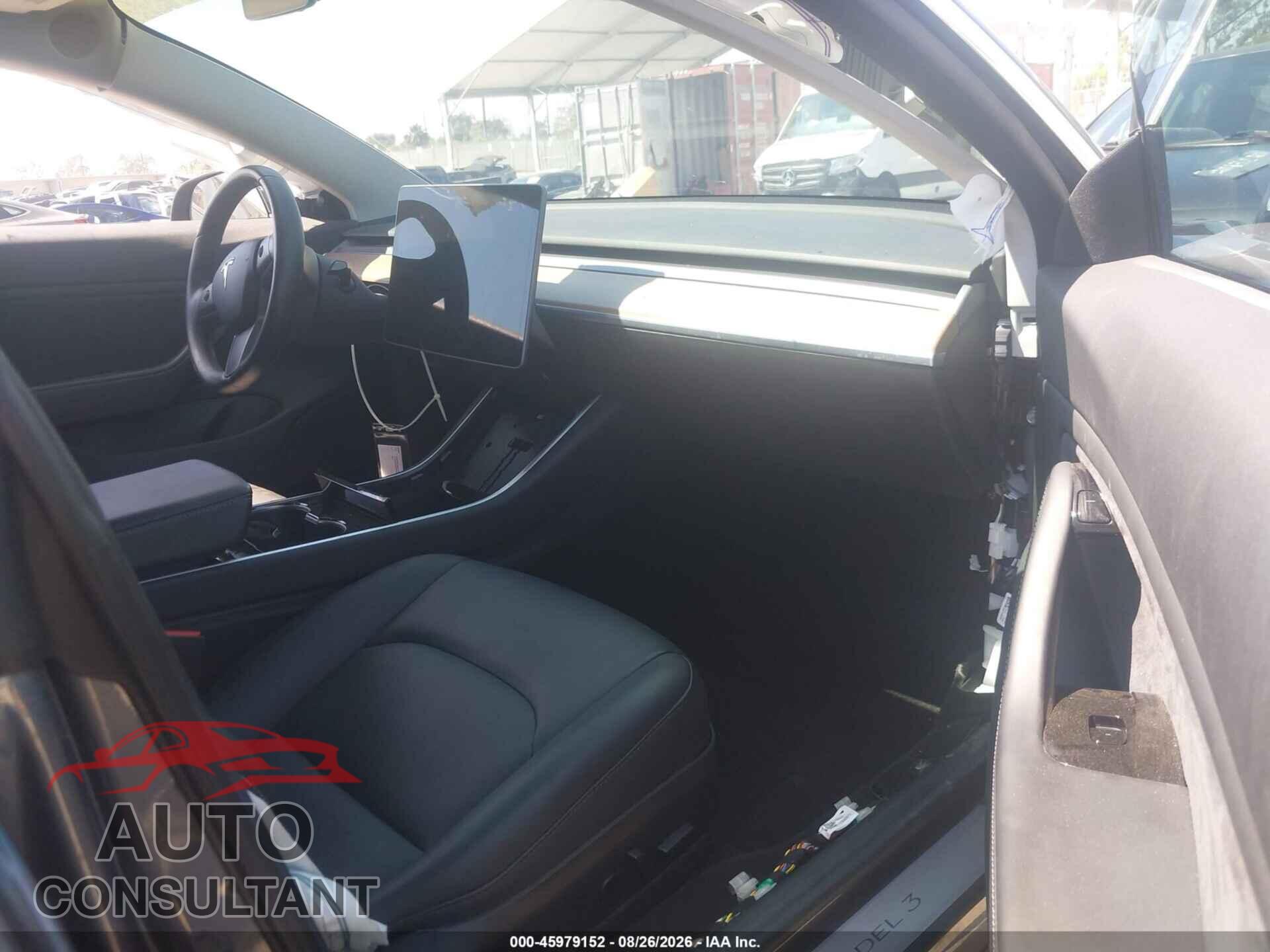 TESLA MODEL 3 2018 - 5YJ3E1EA5JF012086