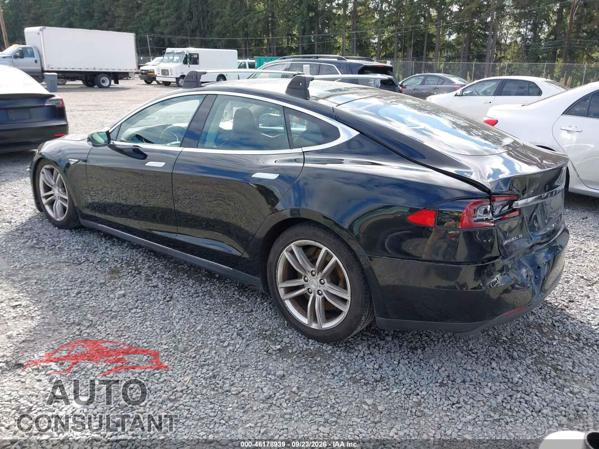TESLA MODEL S 2013 - 5YJSA1CP4DFP23376