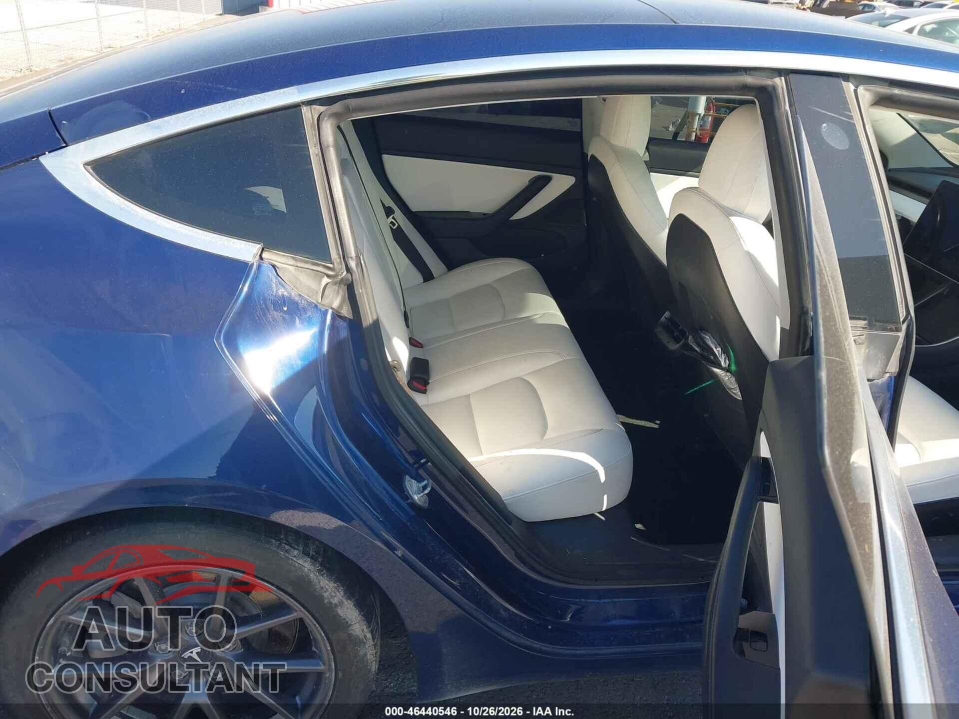 TESLA MODEL 3 2019 - 5YJ3E1EB7KF365889