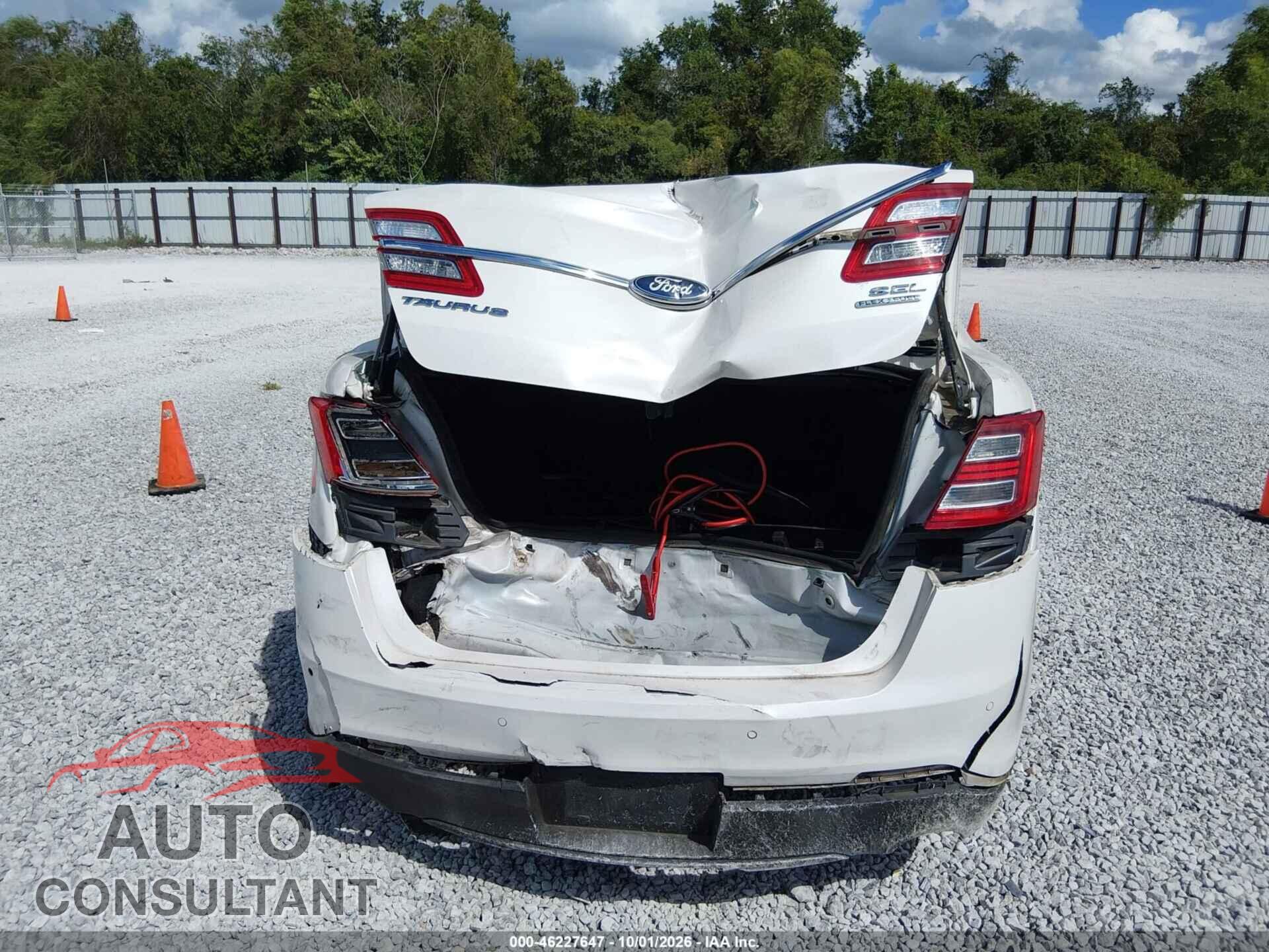 FORD TAURUS 2013 - 1FAHP2E86DG201204