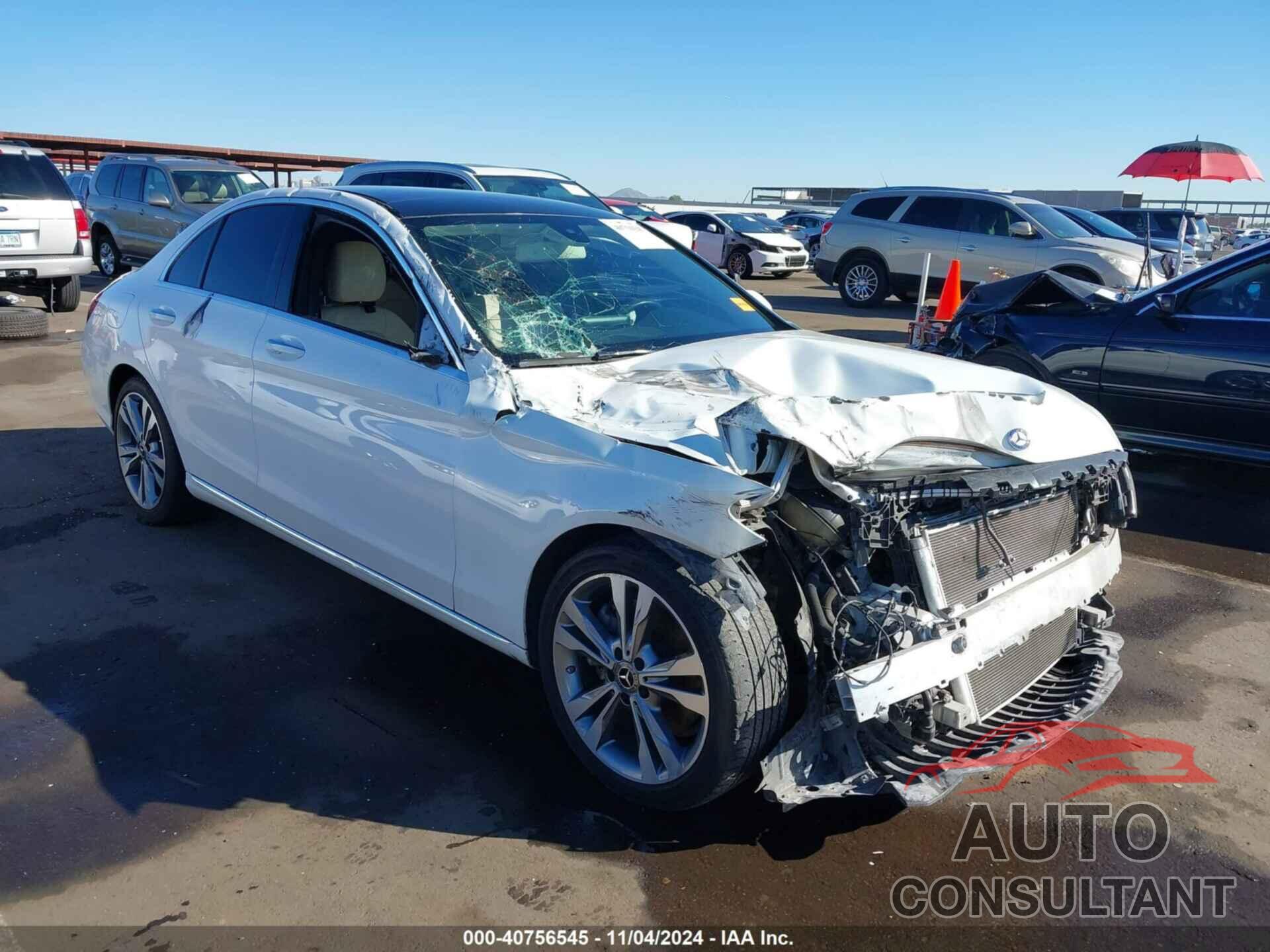 MERCEDES-BENZ C 300 2017 - 55SWF4JB2HU218551