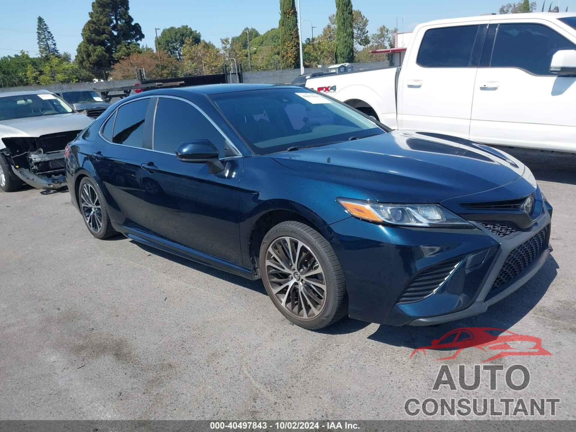 TOYOTA CAMRY 2018 - JTNB11HK5J3019298