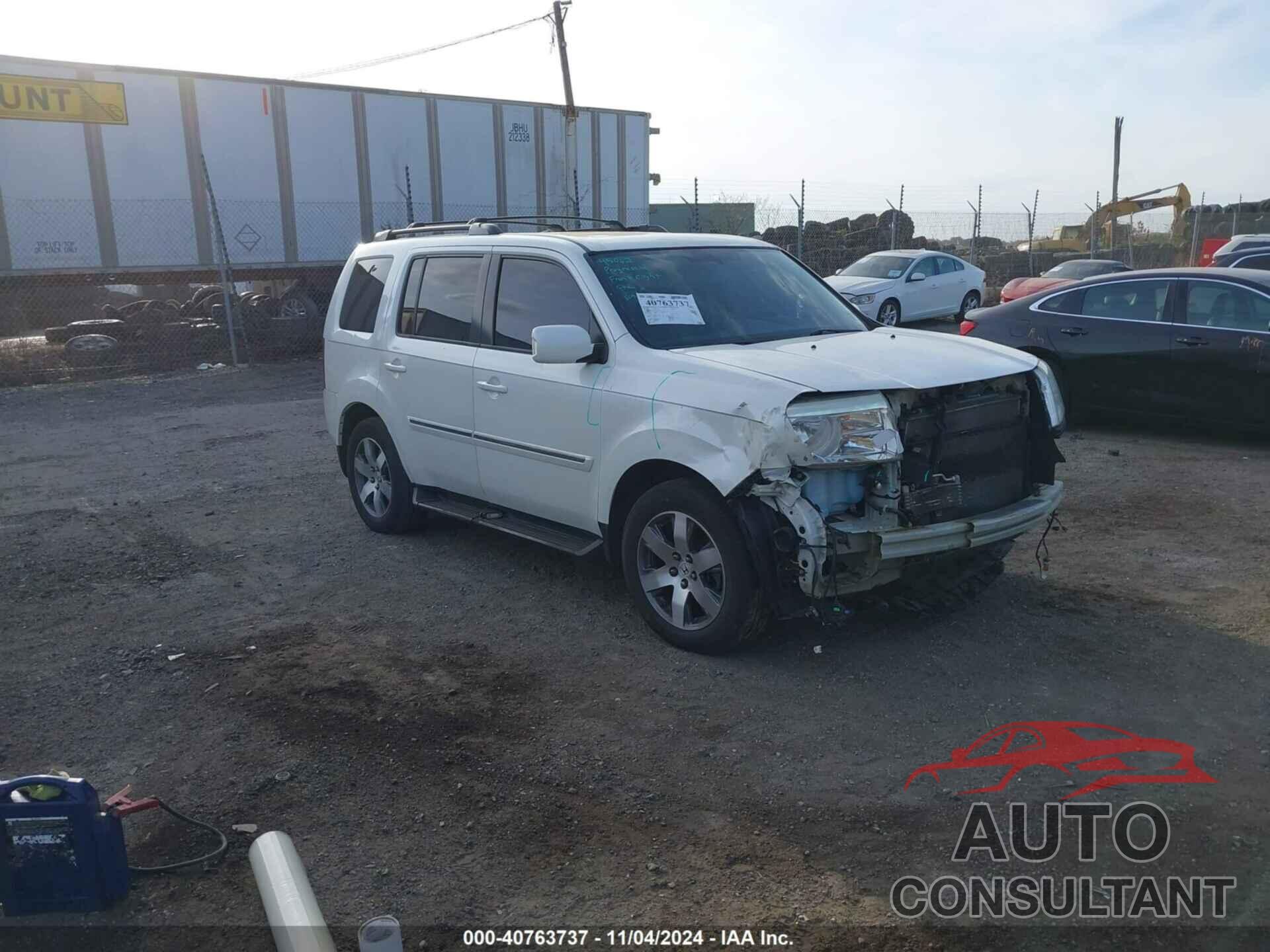 HONDA PILOT 2013 - 5FNYF4H99DB045327