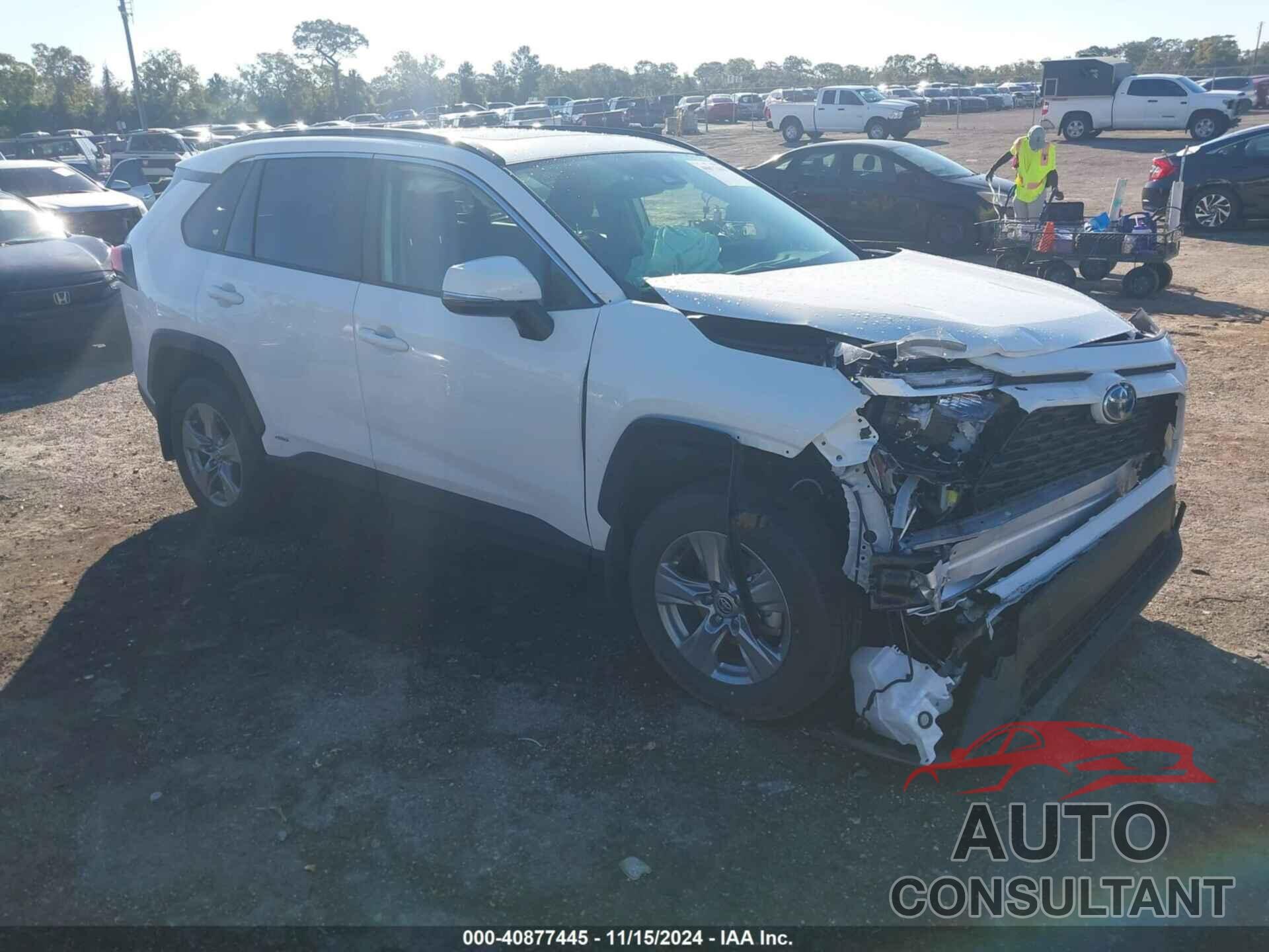 TOYOTA RAV4 HYBRID 2024 - JTMRWRFVXRD242815