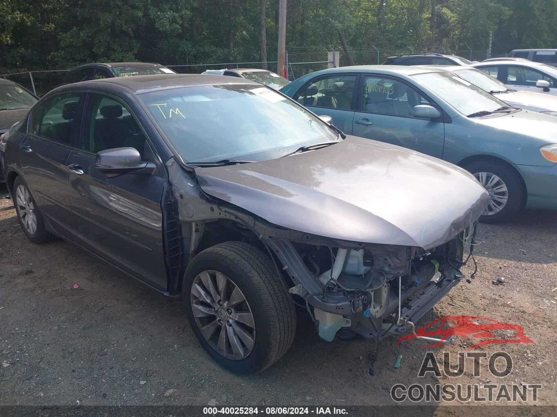 HONDA ACCORD 2013 - 1HGCR2F72DA012784