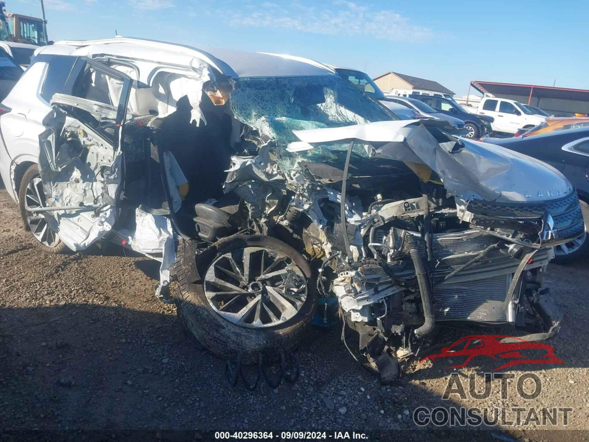 MITSUBISHI OUTLANDER 2022 - JA4J3VA85NZ089817