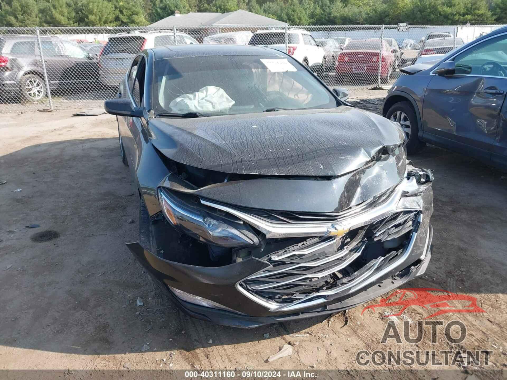 CHEVROLET MALIBU 2021 - 1G1ZD5ST8MF028902