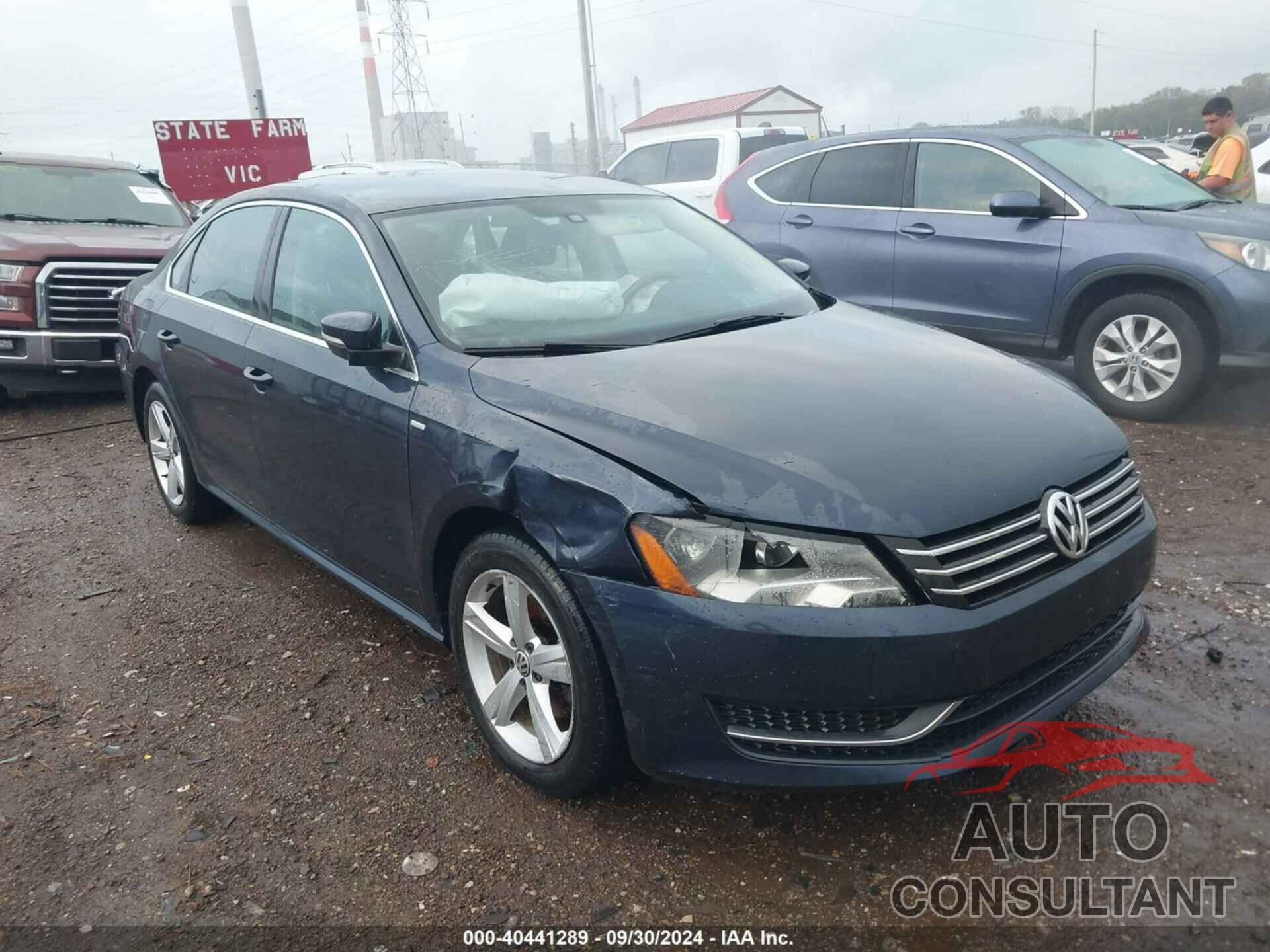 VOLKSWAGEN PASSAT 2014 - 1VWAT7A37EC055738