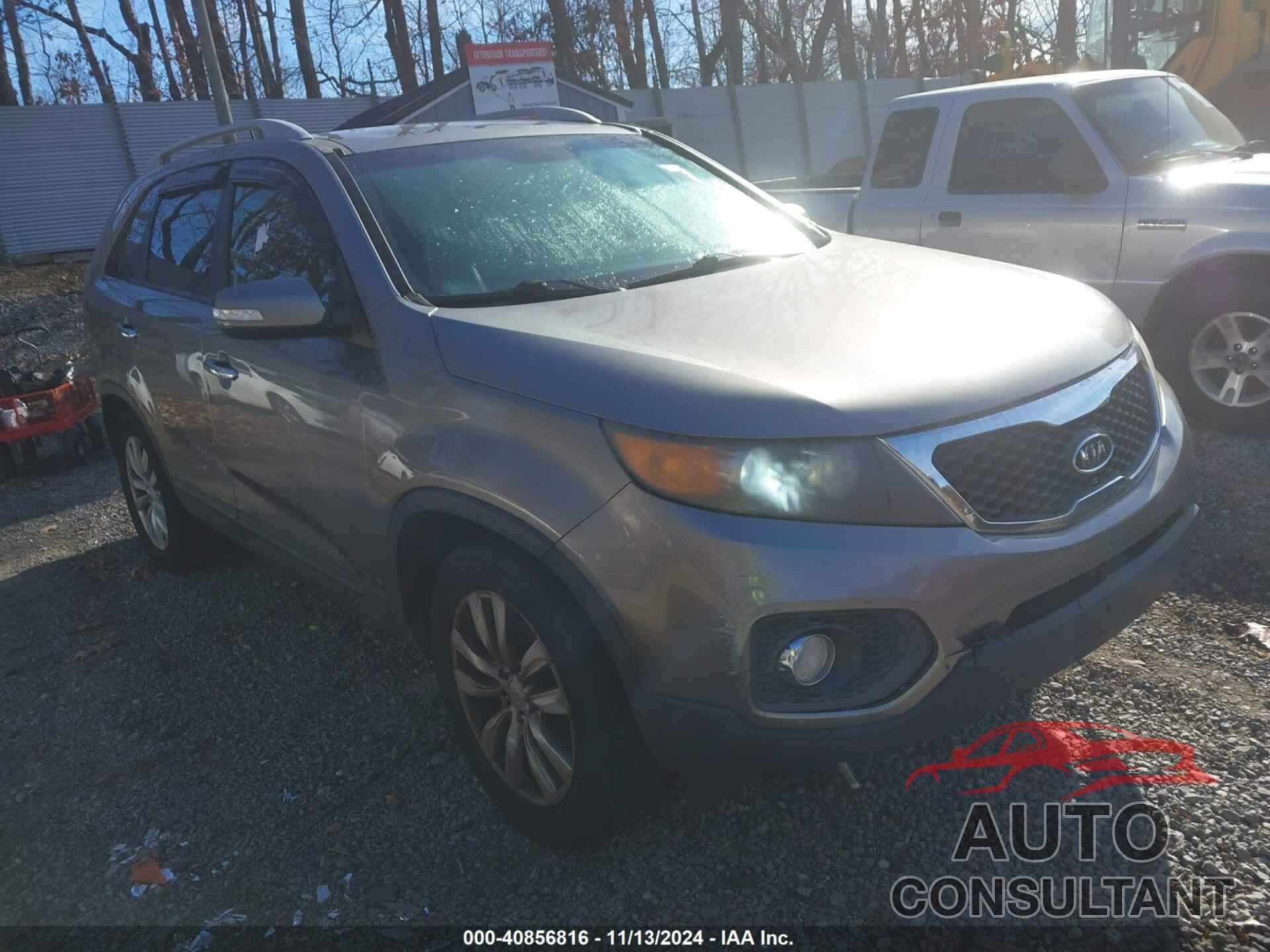 KIA SORENTO 2011 - 5XYKUDA21BG091345