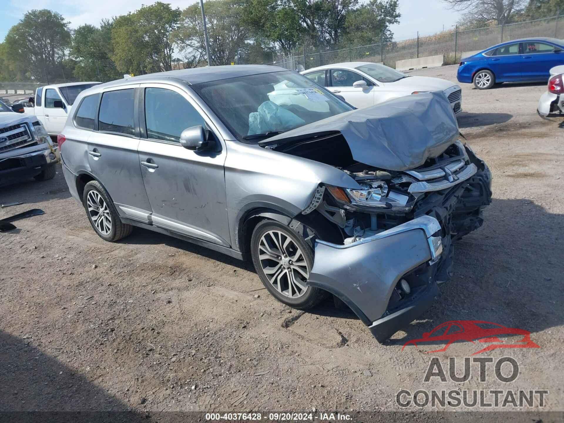 MITSUBISHI OUTLANDER 2017 - JA4AZ3A38HZ020387