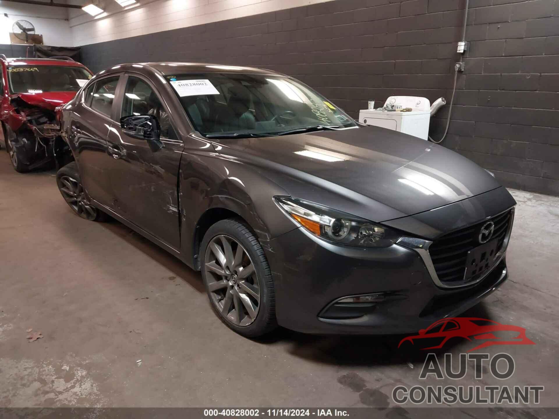 MAZDA MAZDA3 2018 - 3MZBN1V33JM215936