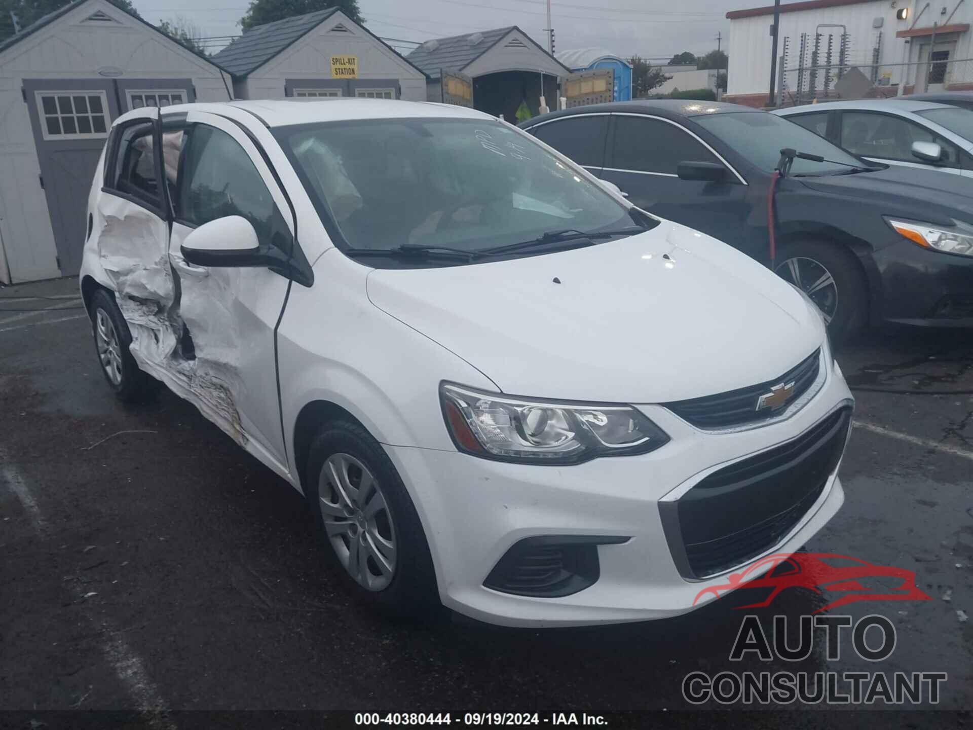 CHEVROLET SONIC 2017 - 1G1JG6SH7H4168821