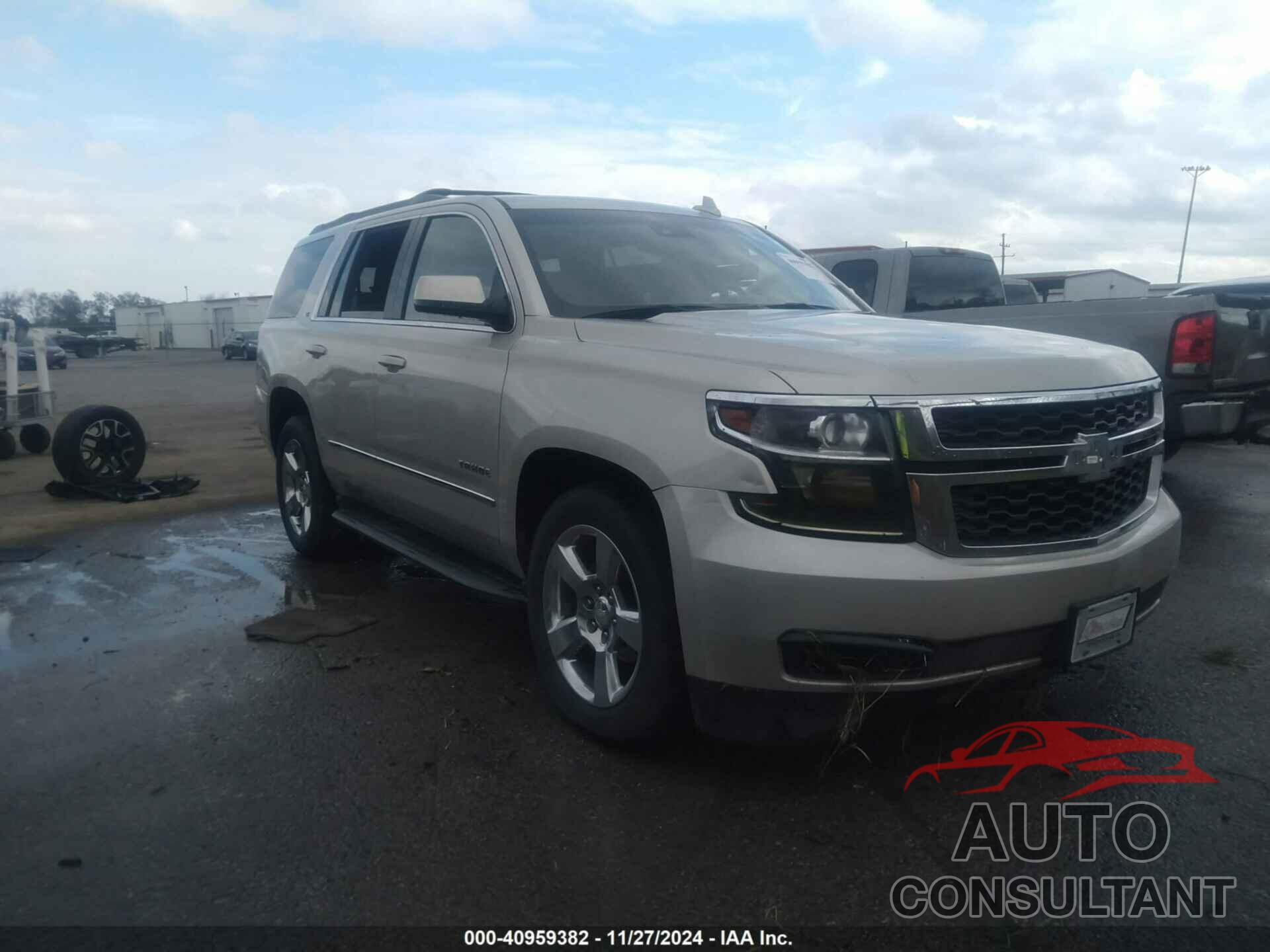 CHEVROLET TAHOE 2017 - 1GNSCBKC8HR355712