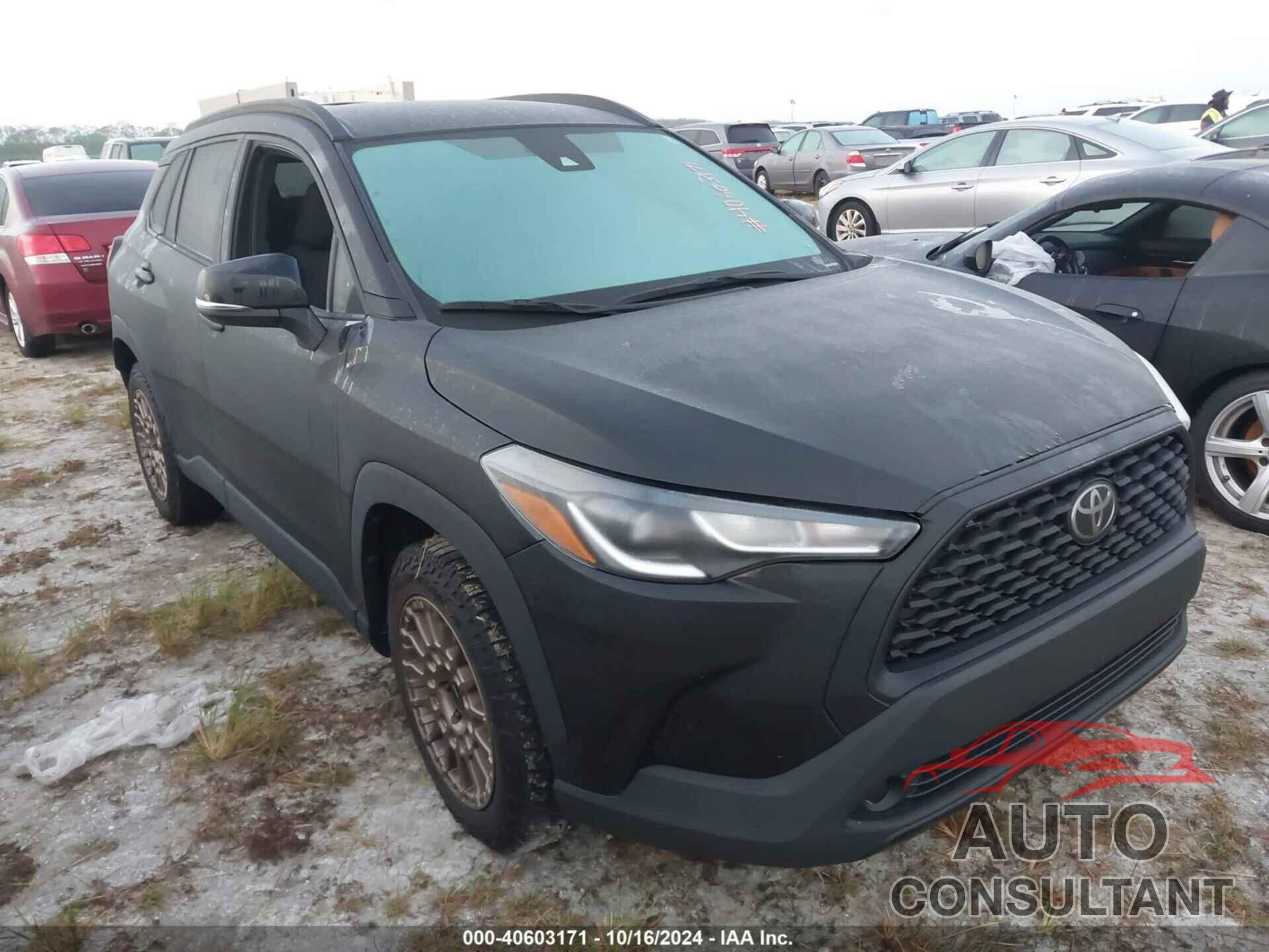 TOYOTA COROLLA CROSS 2022 - 7MUCAABG0NV035805