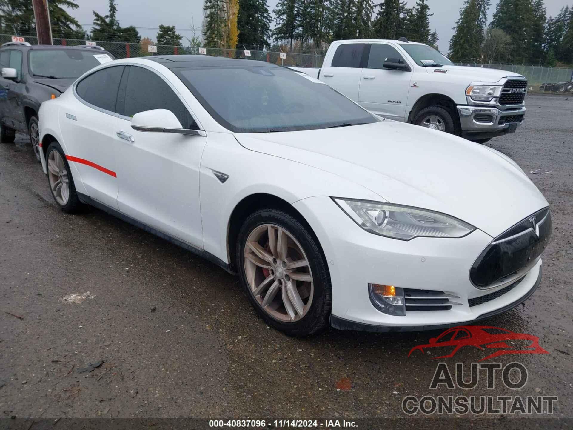 TESLA MODEL S 2015 - 5YJSA1H25FFP74370