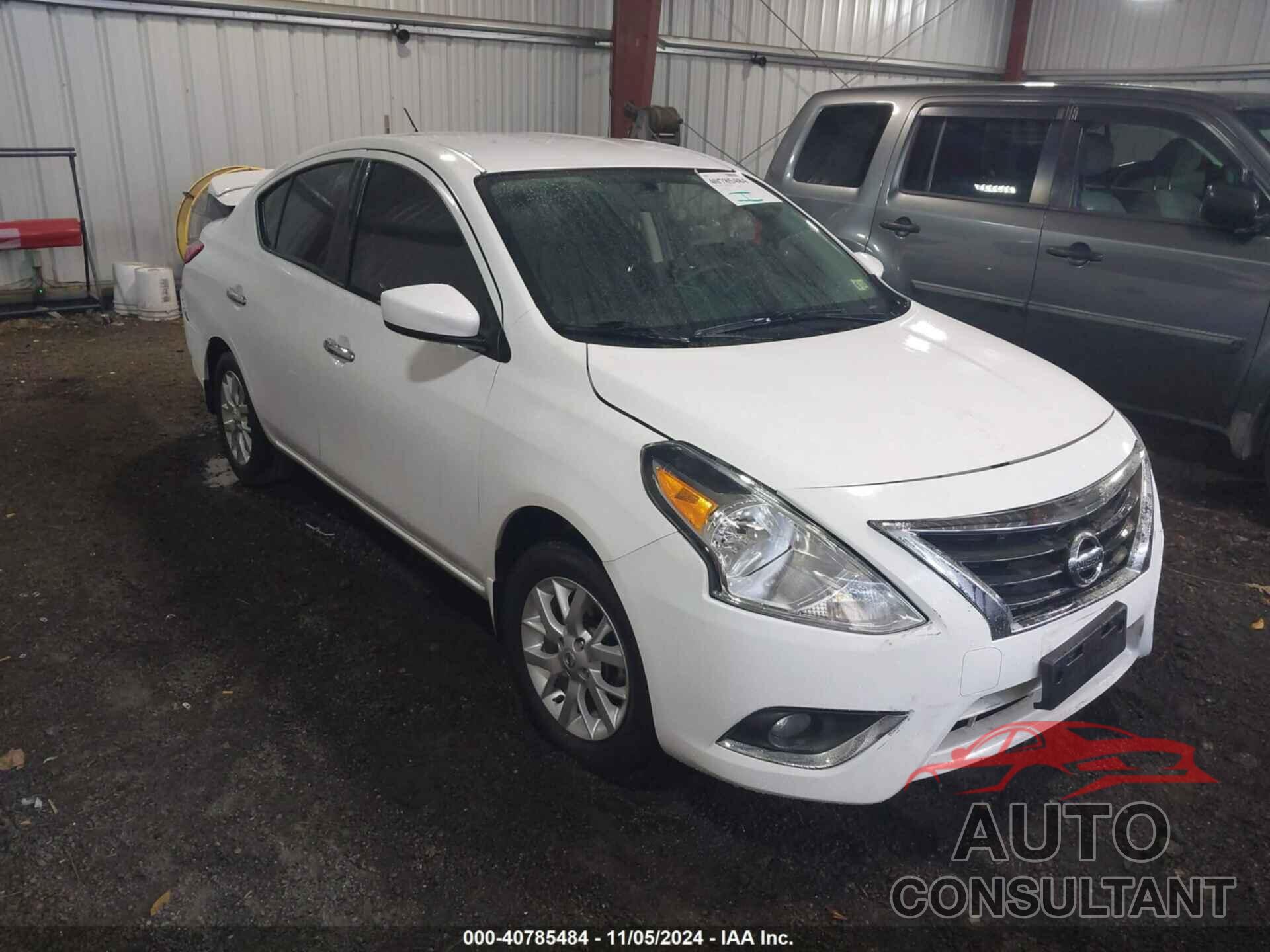 NISSAN VERSA 2018 - 3N1CN7AP9JL888533