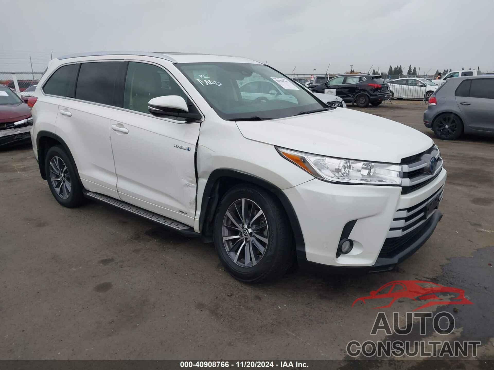 TOYOTA HIGHLANDER HYBRID 2018 - 5TDJGRFH3JS041125