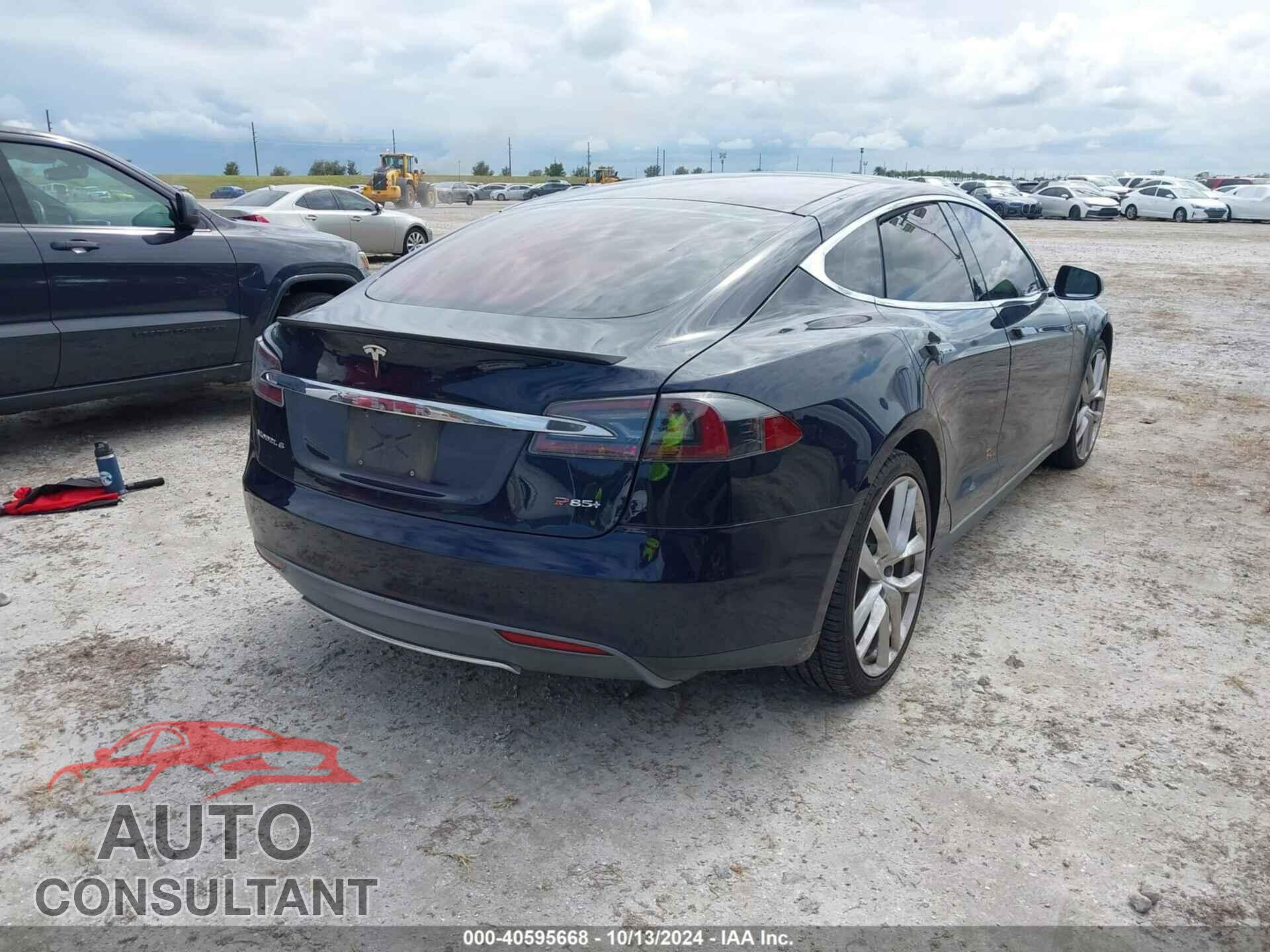 TESLA MODEL S 2013 - 5YJSA1DP9DFP10833