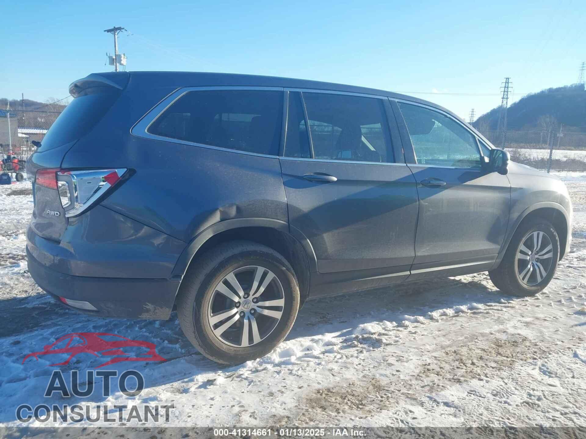 HONDA PILOT 2017 - 5FNYF6H59HB015260