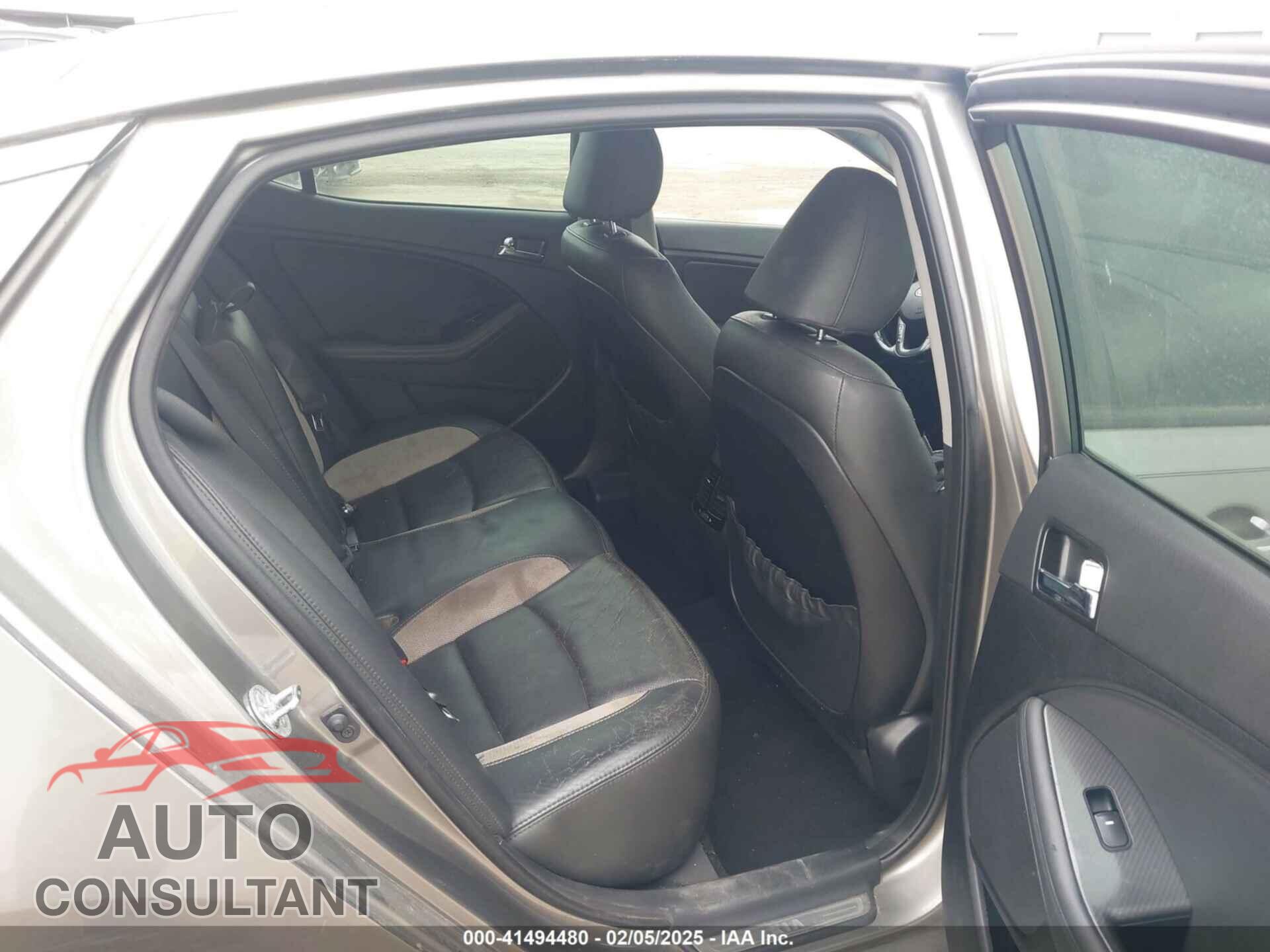 KIA OPTIMA 2012 - 5XXGR4A66CG064593