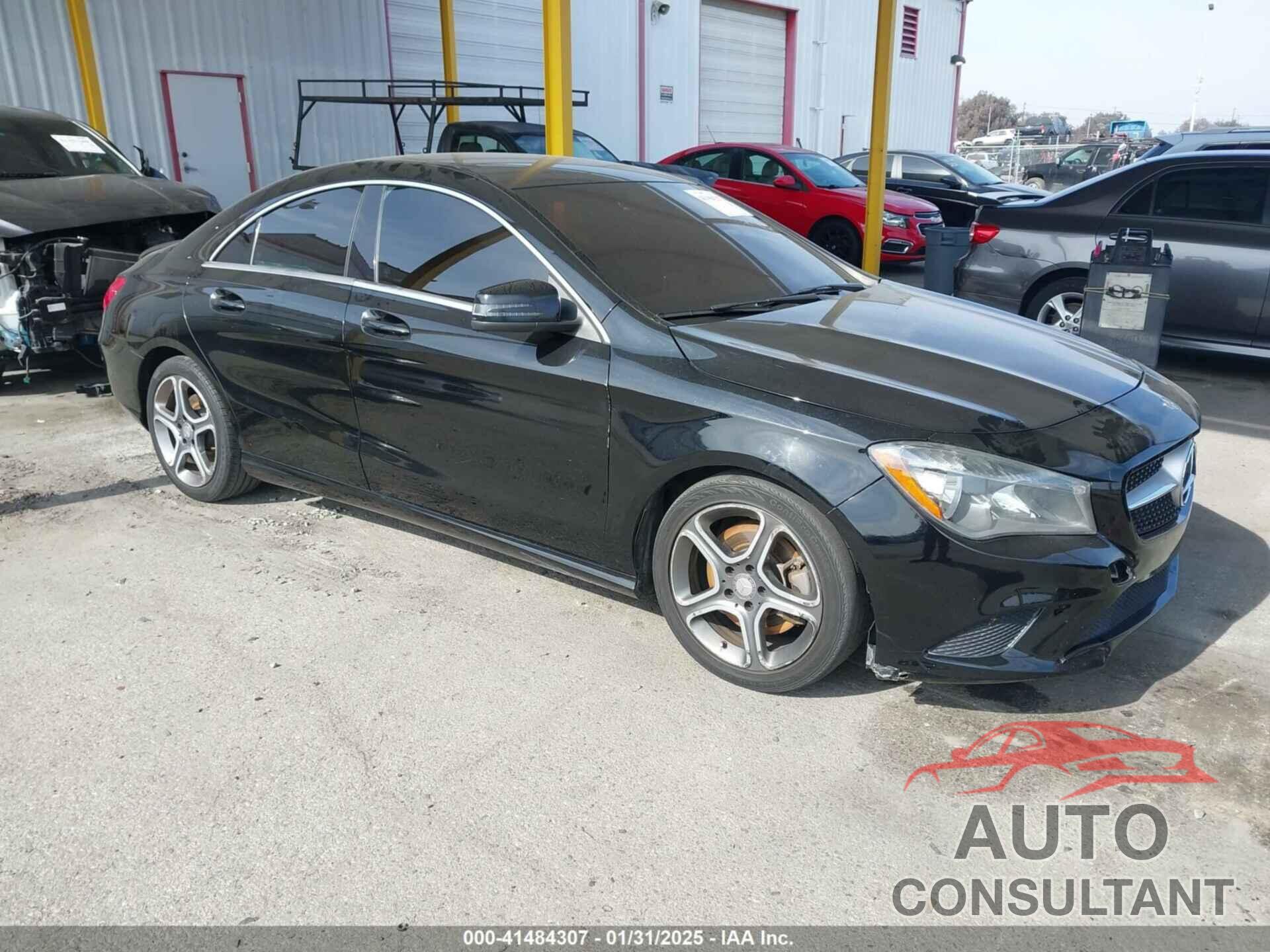 MERCEDES-BENZ CLA 250 2014 - WDDSJ4EB8EN125304