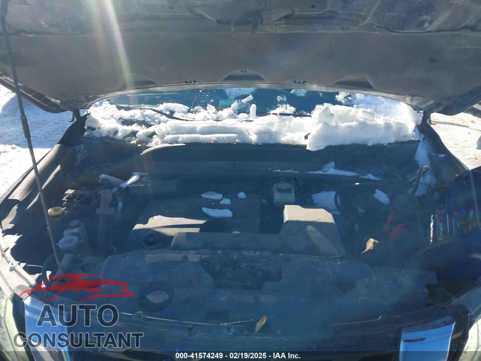 NISSAN PATHFINDER 2017 - 5N1DR2MM5HC679687