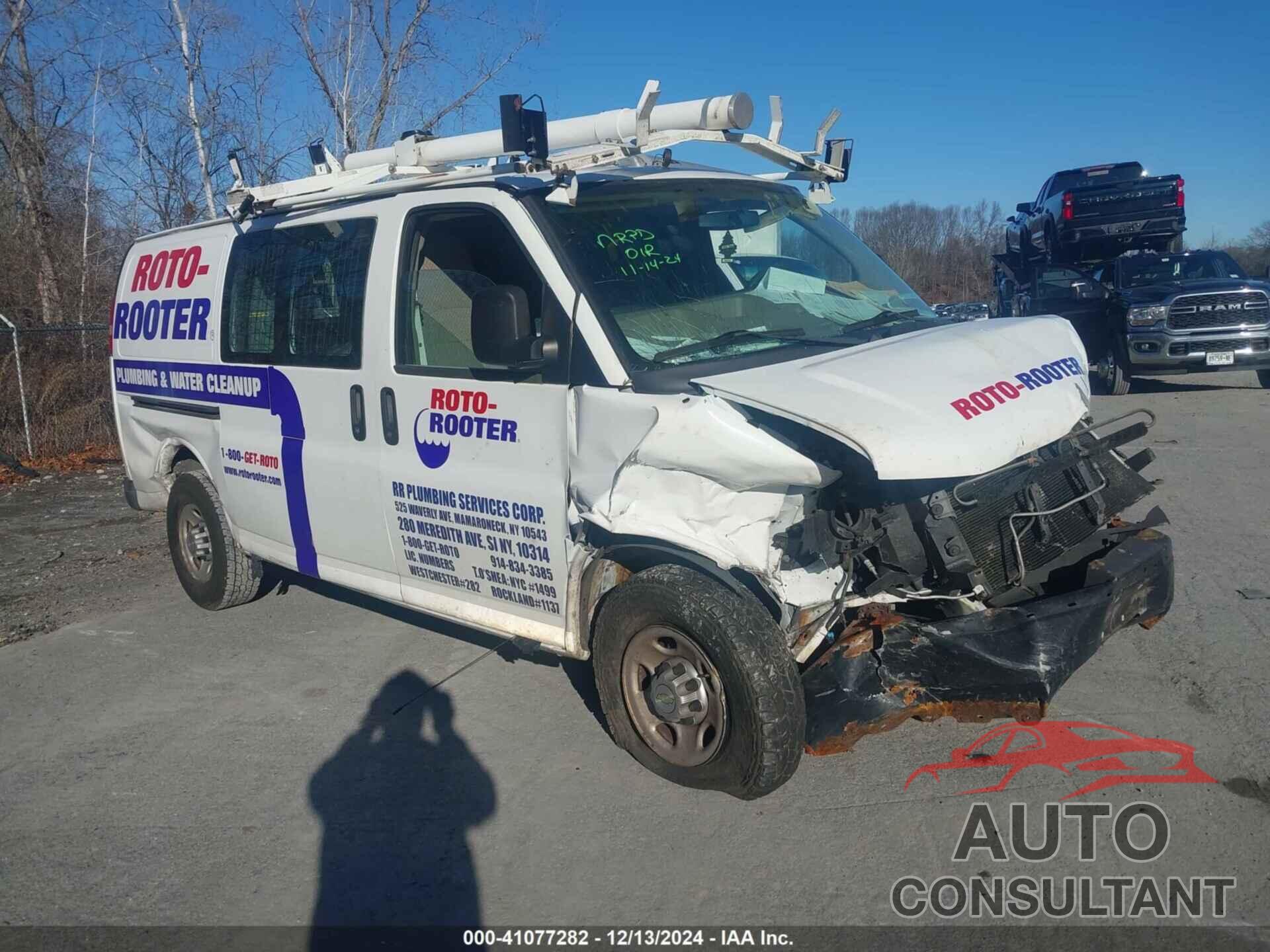CHEVROLET EXPRESS 2500 2011 - 1GCWGFCA3B1128288
