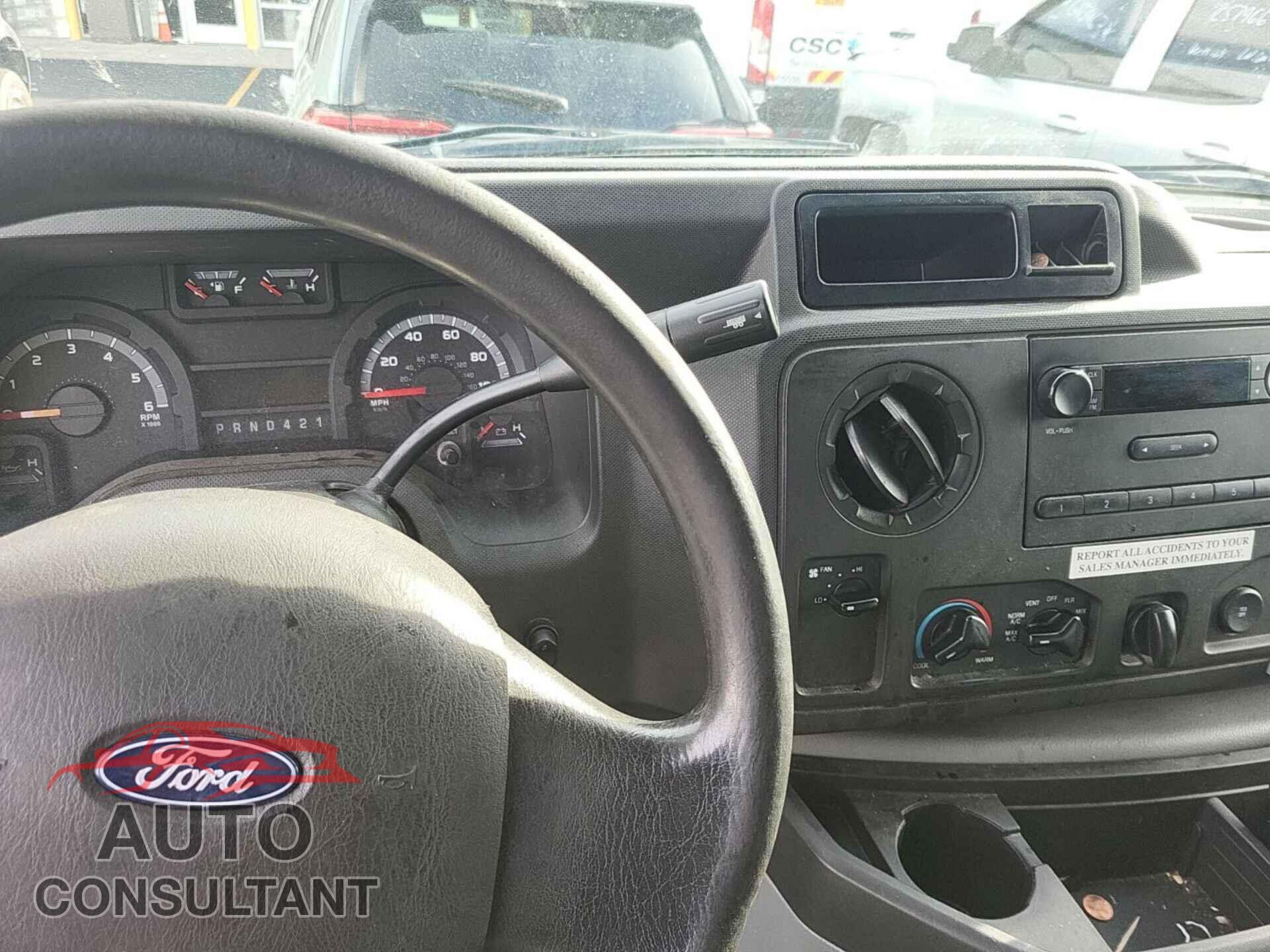 FORD E-450 CUTAWAY 2018 - 1FDXE4FS9JDC24986