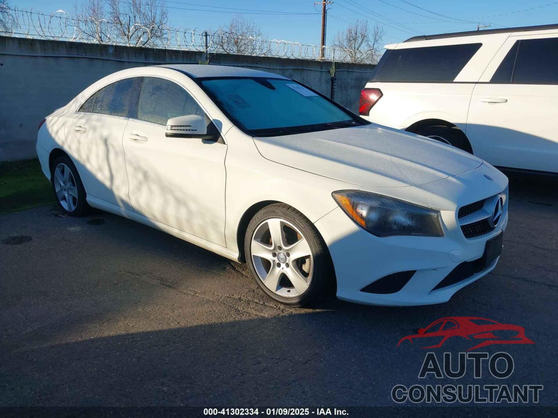 MERCEDES-BENZ CLA 250 2015 - WDDSJ4EB2FN248744