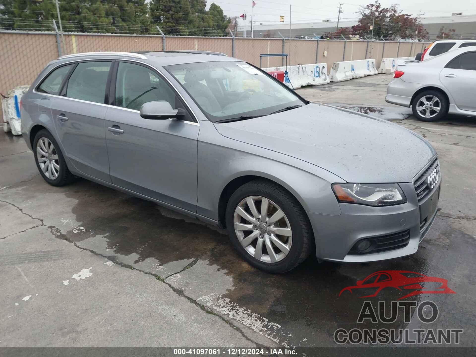 AUDI A4 2011 - WAUWFAFL5BA063153