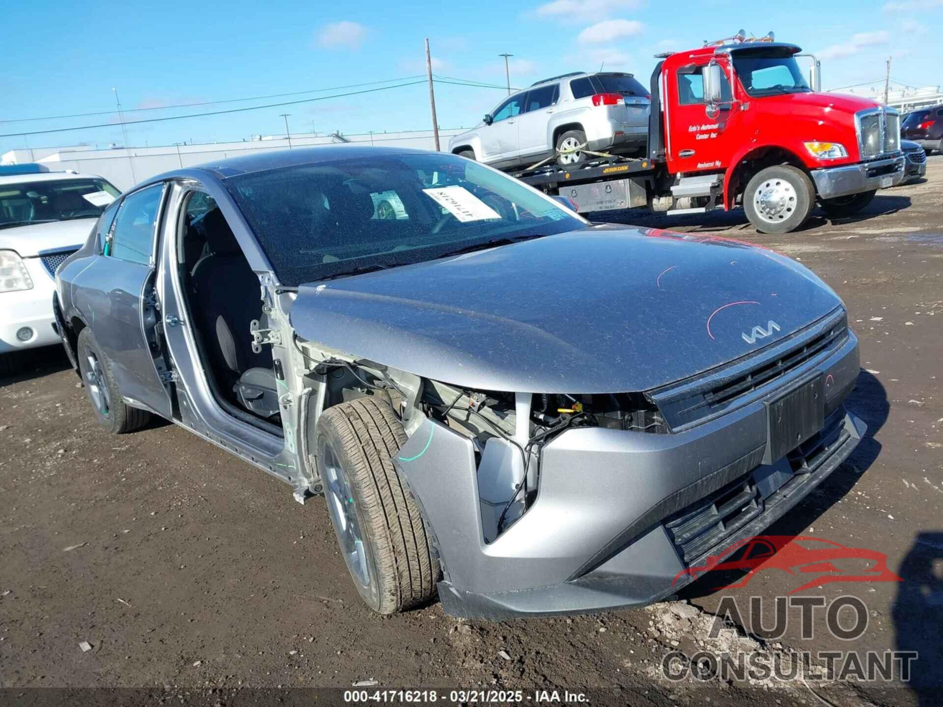 KIA K4 2025 - 3KPFT4DE8SE025012