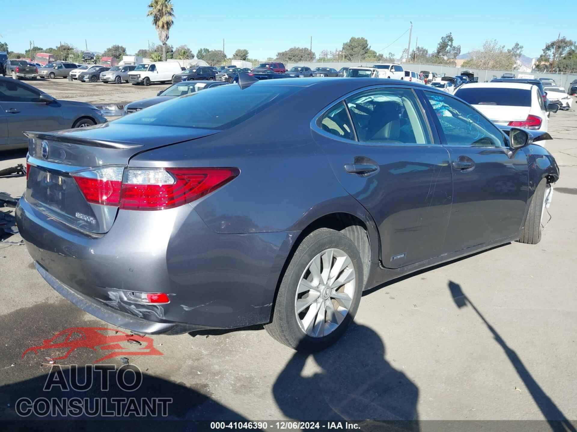 LEXUS ES 300H 2015 - JTHBW1GG6F2093408